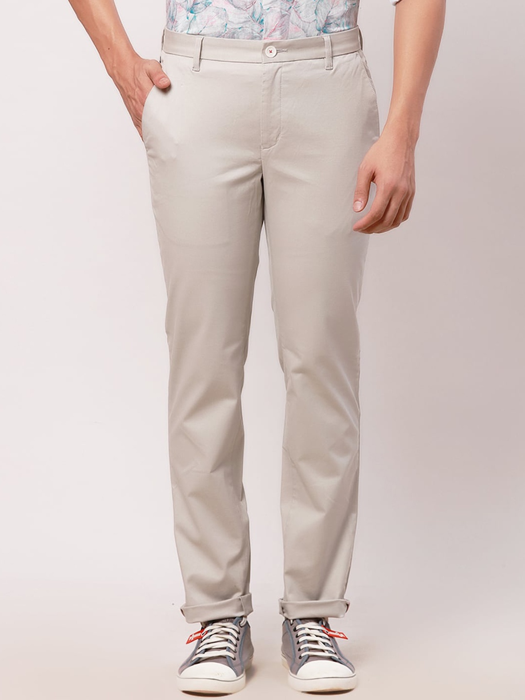 

Raymond Men Slim Fit Mid-Rise Plain Regular Trousers, Grey