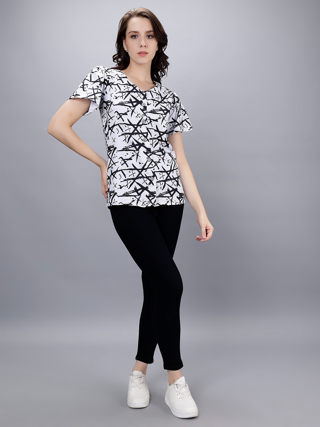 

CELEBRAVO Floral Print Flutter Sleeve Crepe Top, White