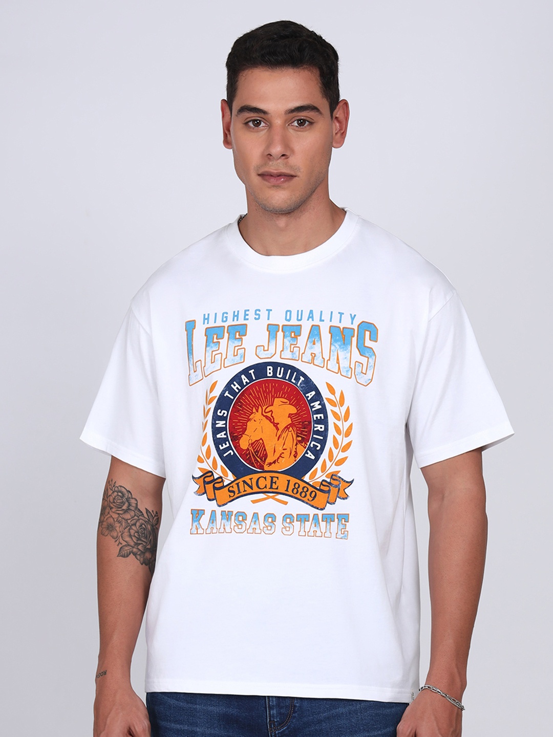 

Lee Men Graphic Print Crew Neck Oversized Fit Tshirt, White