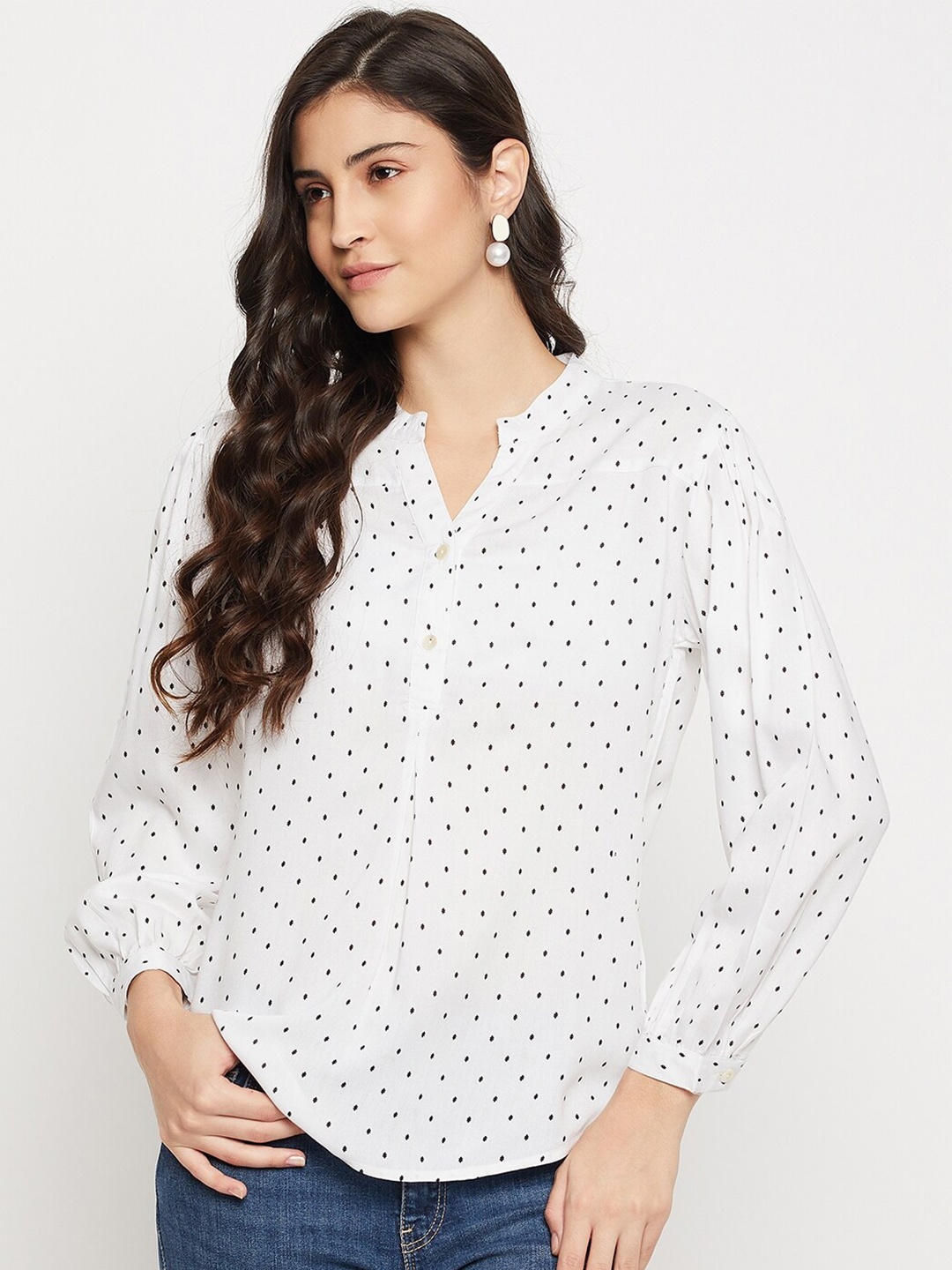 

Ruhaans Polka Dot Print Mandarin Collar Shirt Style Top, White