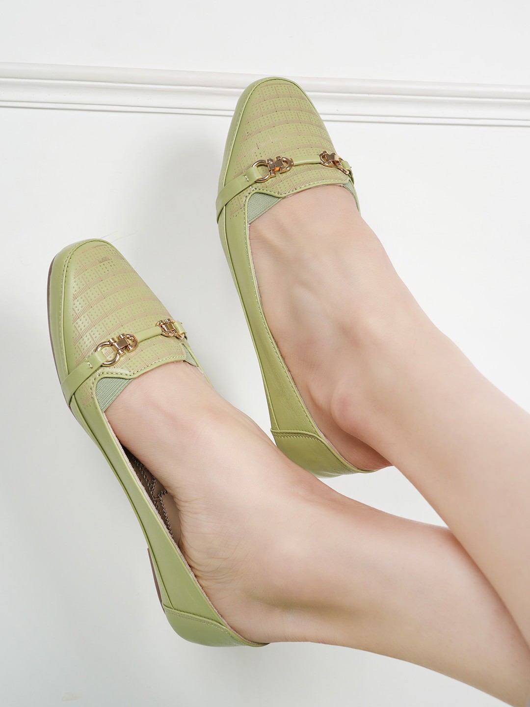 

DressBerry Women Ballerinas Flats, Green