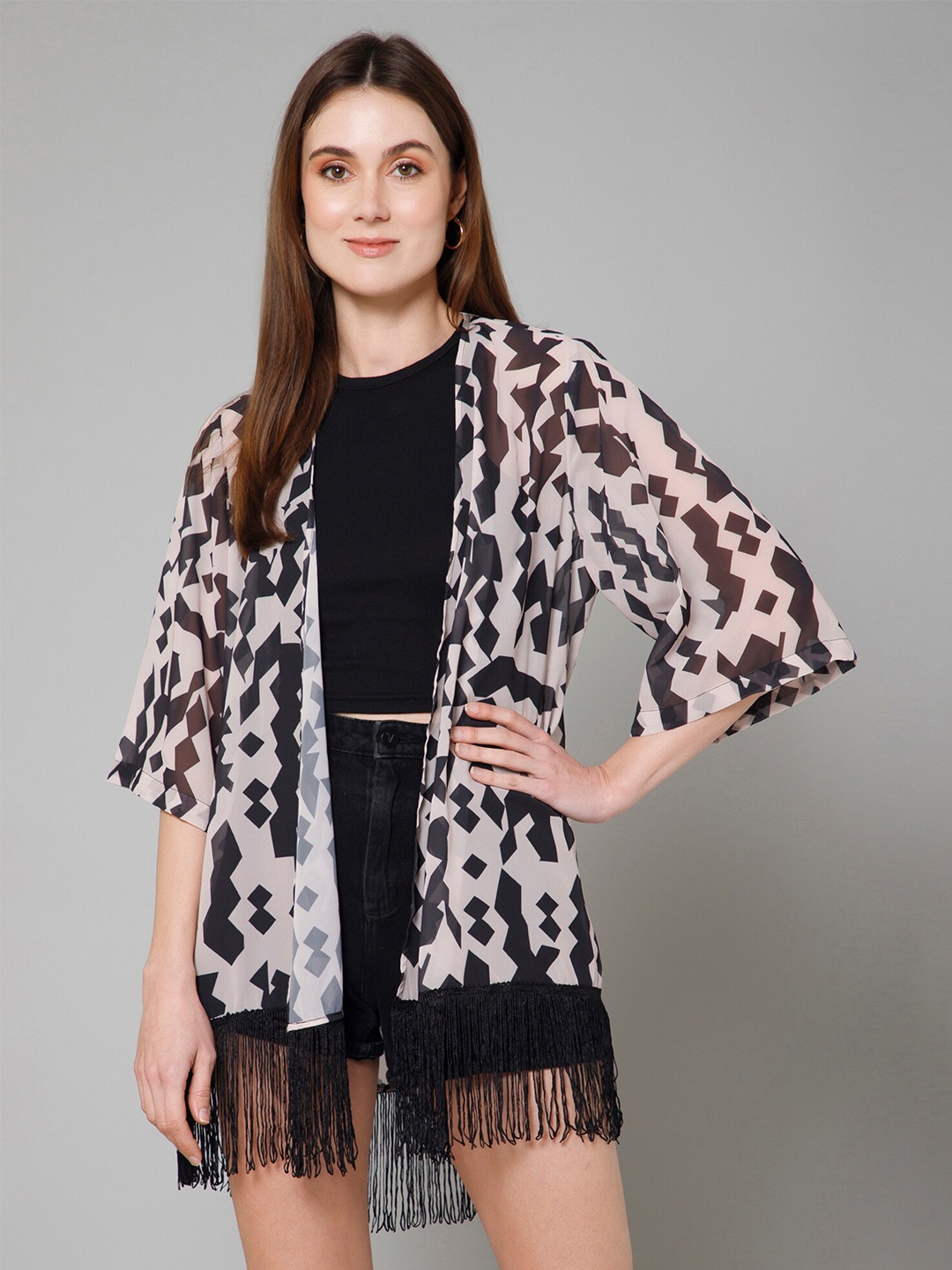 

PURYS Abstract Printed Tasselled Detail Longline Open Front Shrug, White