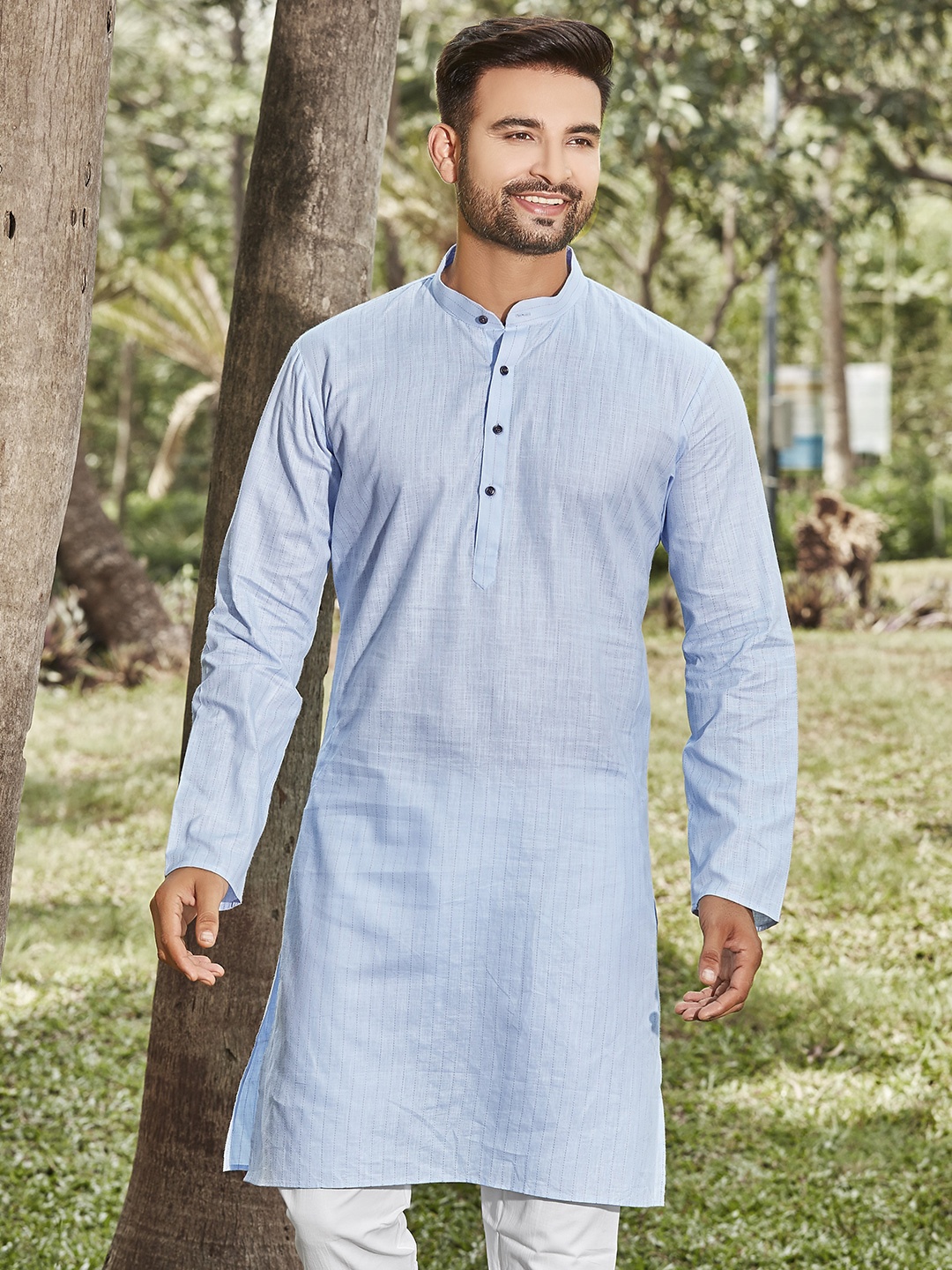 

Authentics Men Thread Work Kurta, Blue