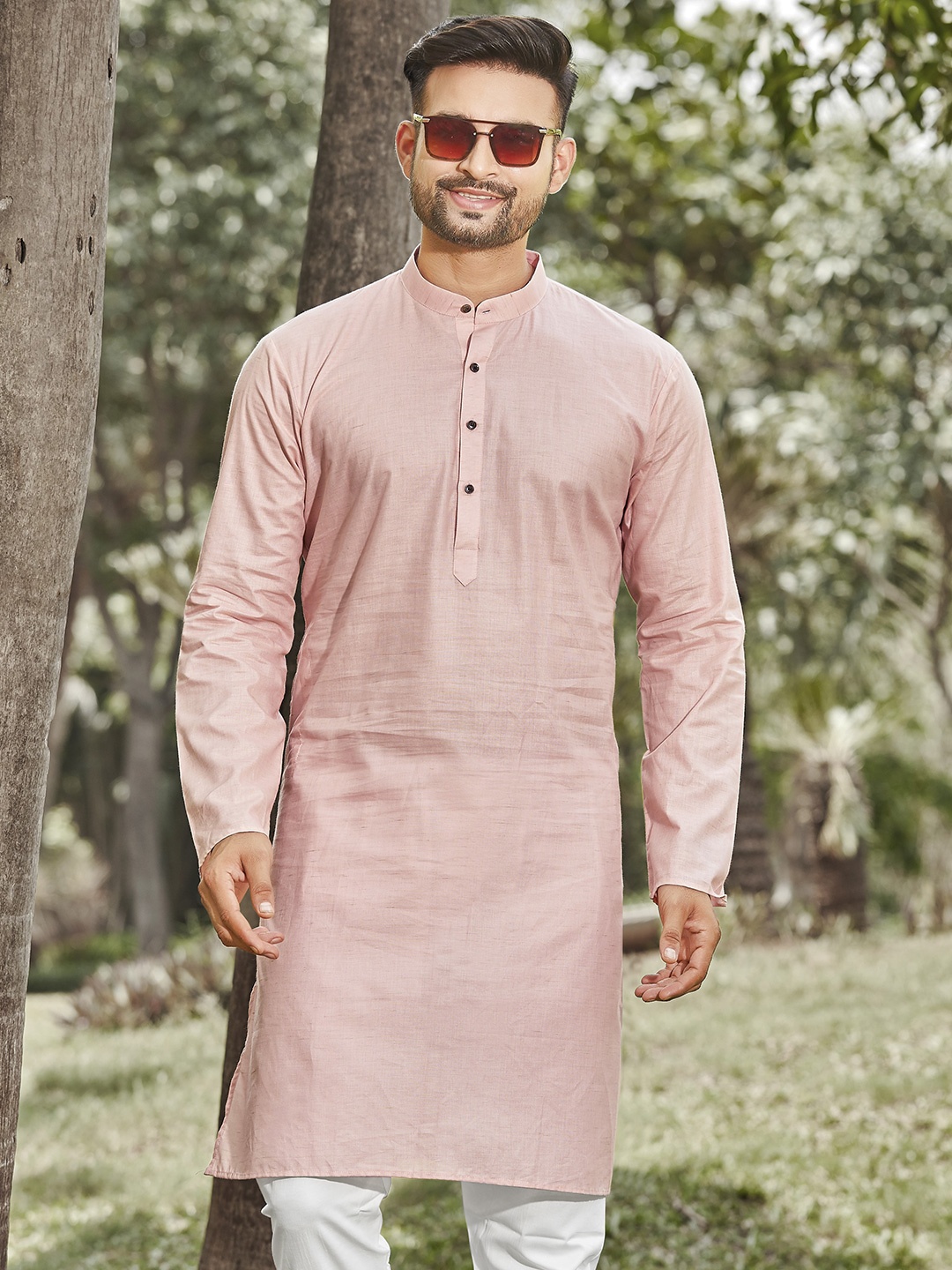 

Authentics Men Thread Work Kurta, Pink
