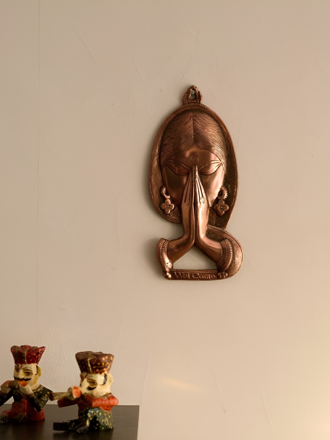 

TECHEL Brown Welcome Lady Metal Wall Hanging