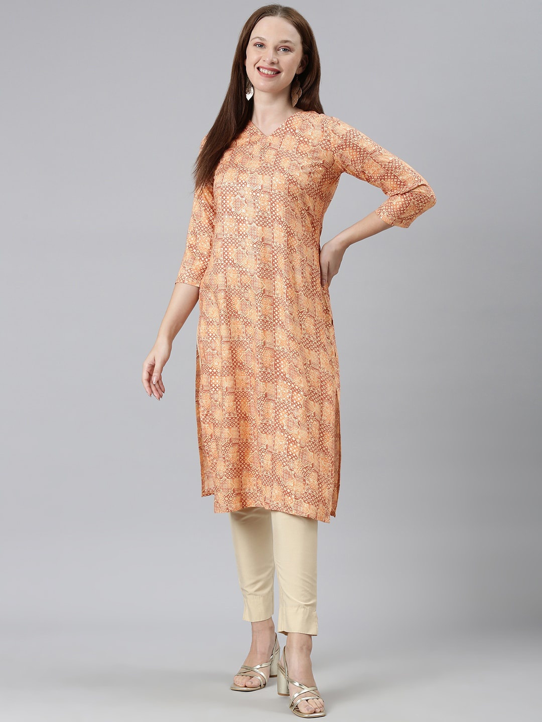 

KALINI Women Ethnic Motifs Printed Keyhole Neck Sequinned Kurta, Peach