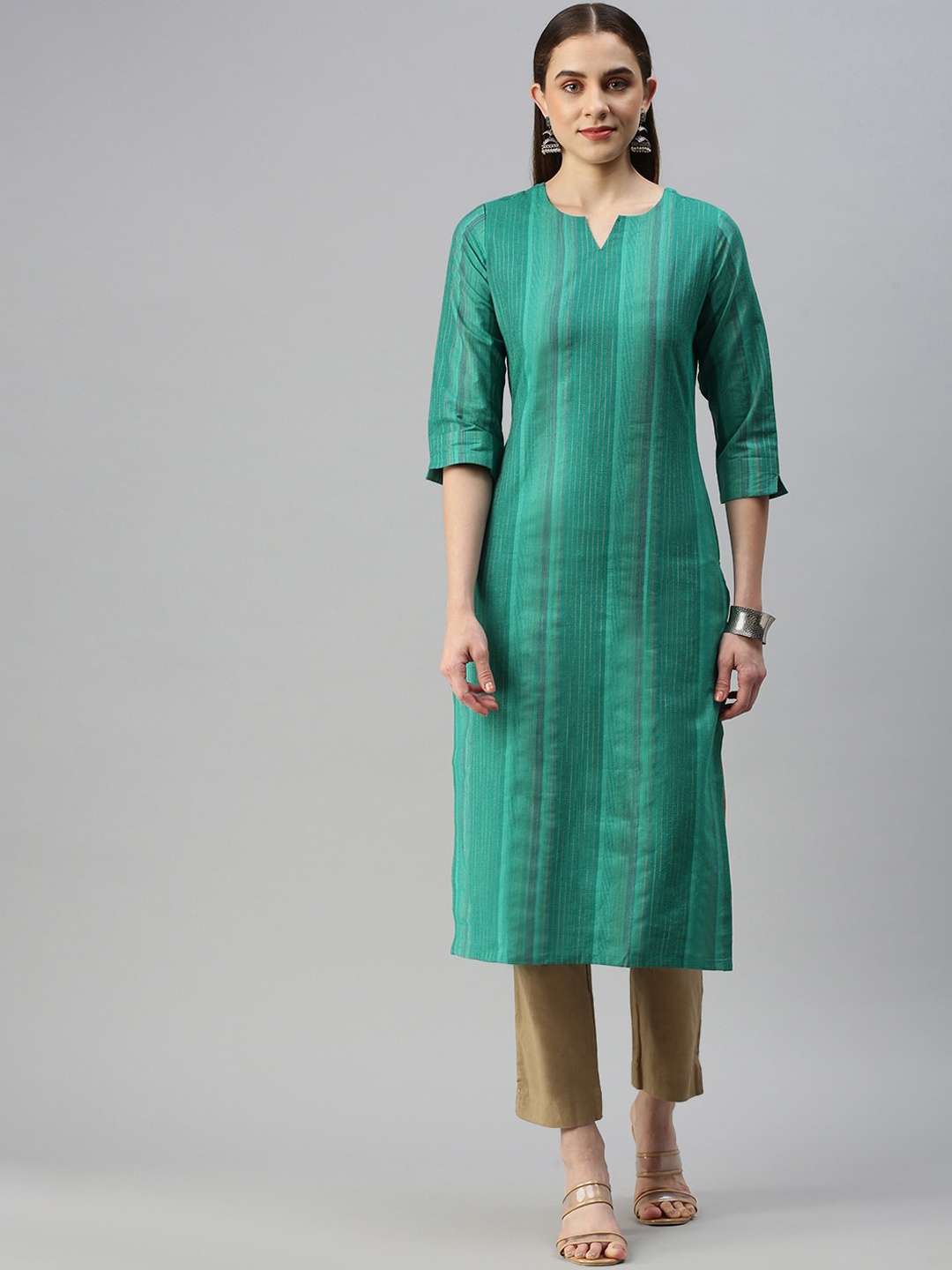 

HRITIKA Women Keyhole Neck Thread Work Kurta, Green