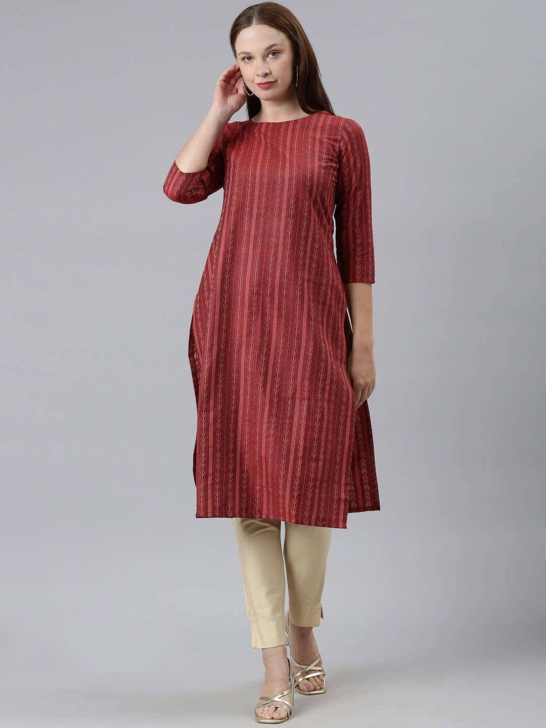 

HRITIKA Women Striped Thread Work Kurta, Red