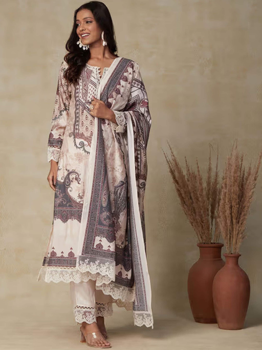 

KALINI Floral Printed Straight Kurta & Trousers With Dupatta, White