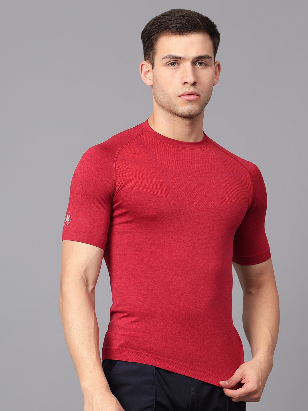 

Trenz Men Seamless Slim Fit T-Shirt, Red