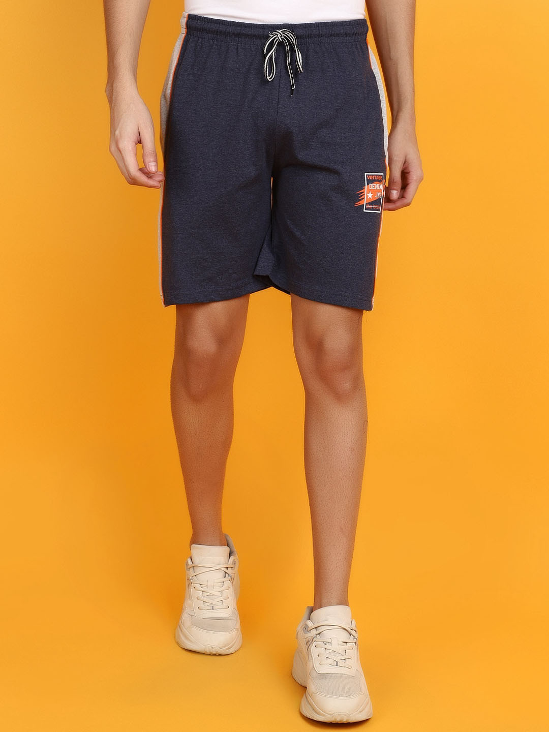 

V-Mart Men Shorts, Blue