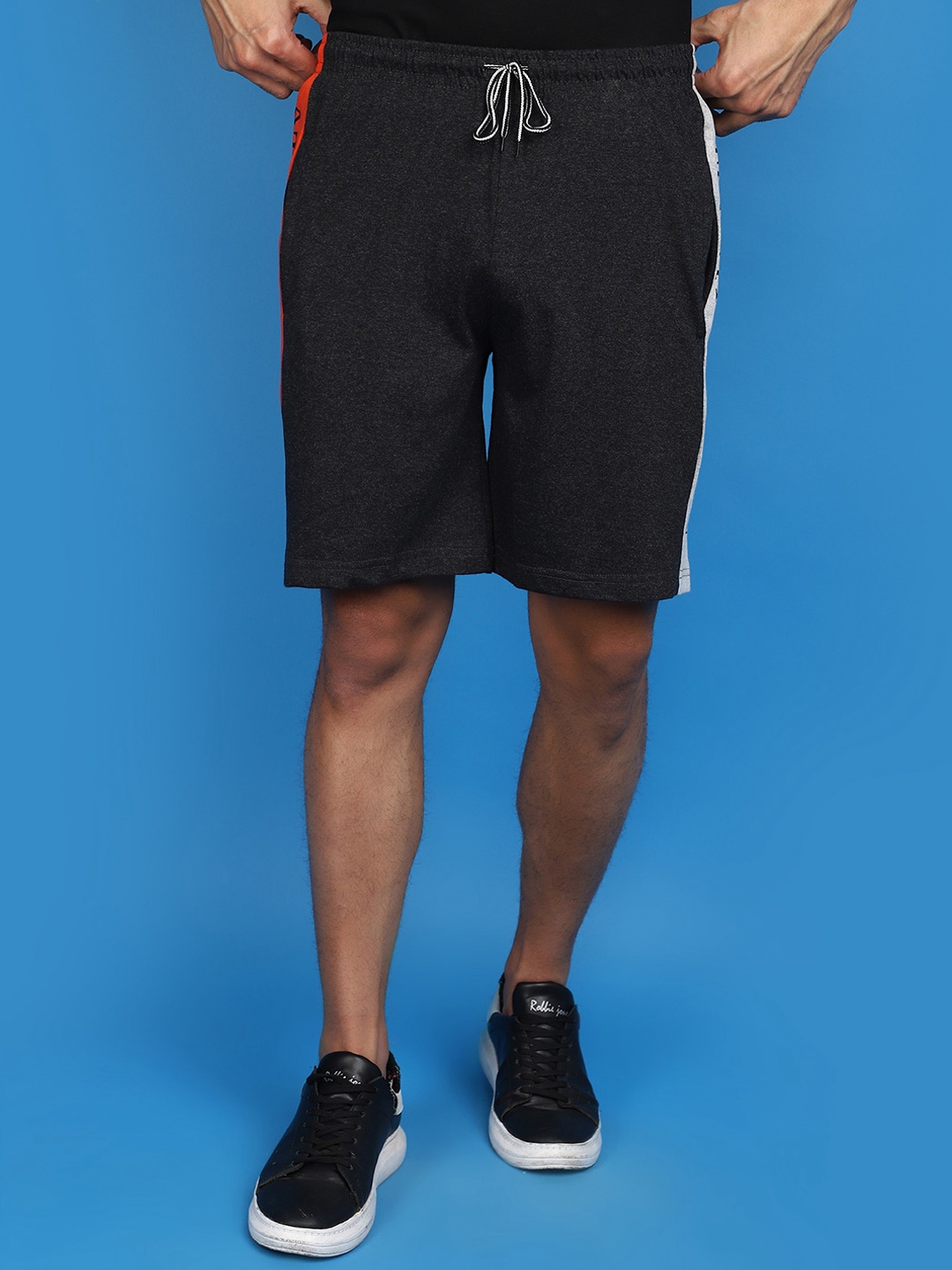 

V-Mart Men Shorts, Grey