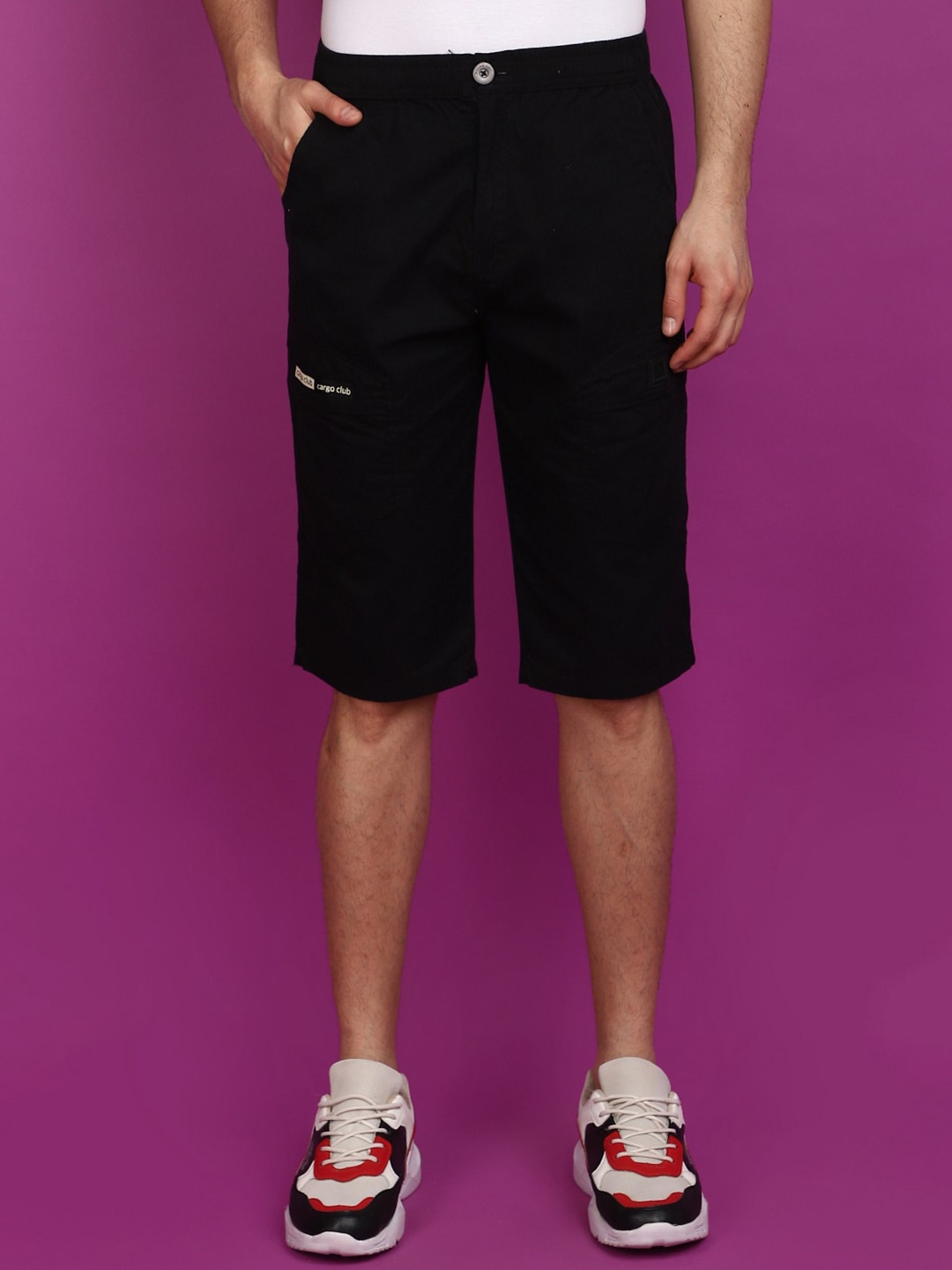 

V-Mart Men Shorts, Black