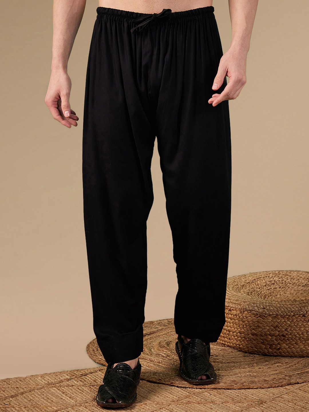 

Sanwara Men Mid-Rise Loose-Fit Salwar, Black