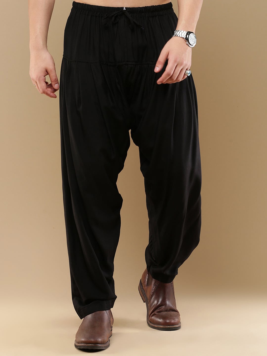 

Sanwara Men Relaxed Fit Patiala Salwar, Black