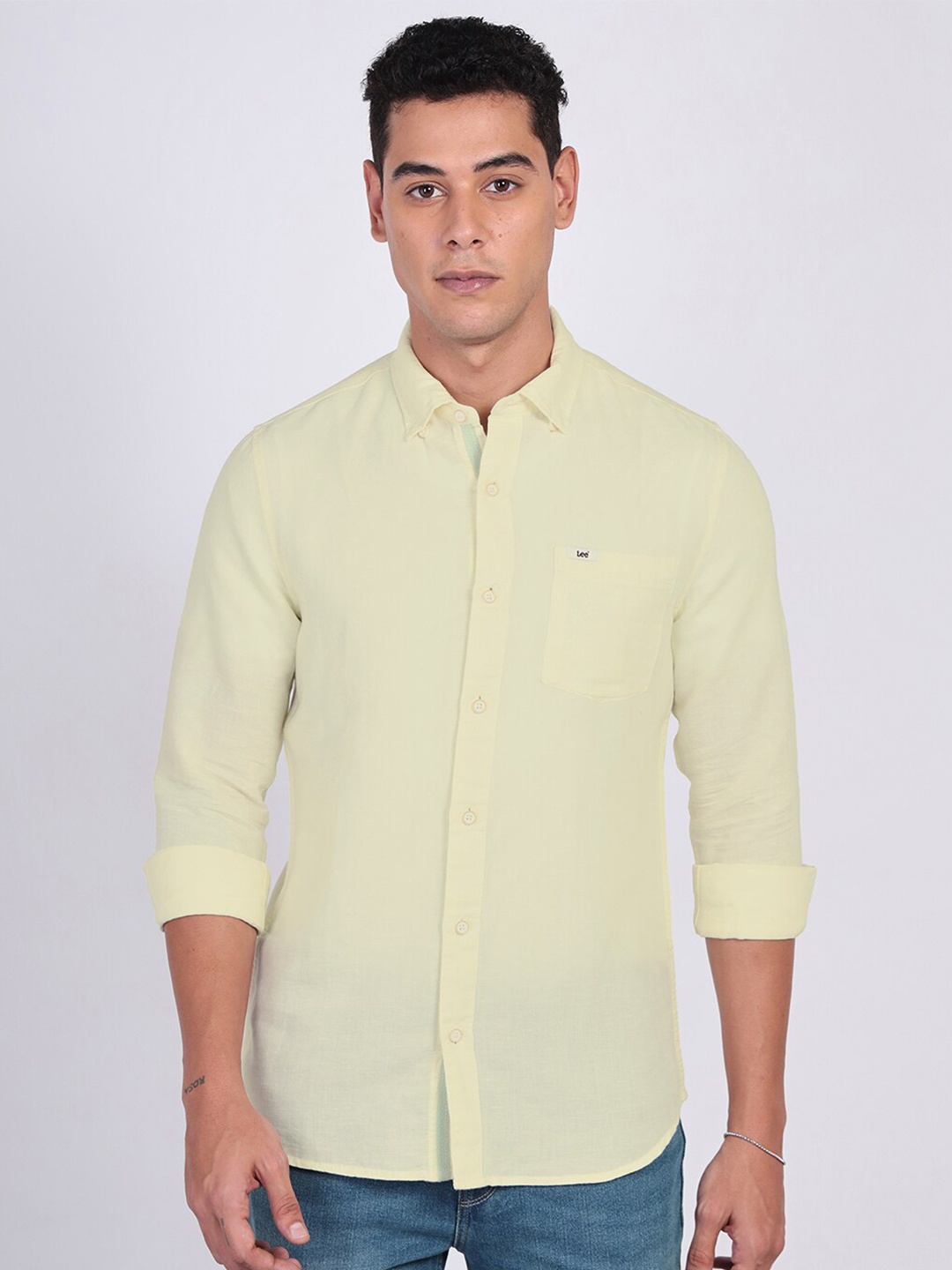 

Lee Men Slim Fit Opaque Casual Shirt, Yellow