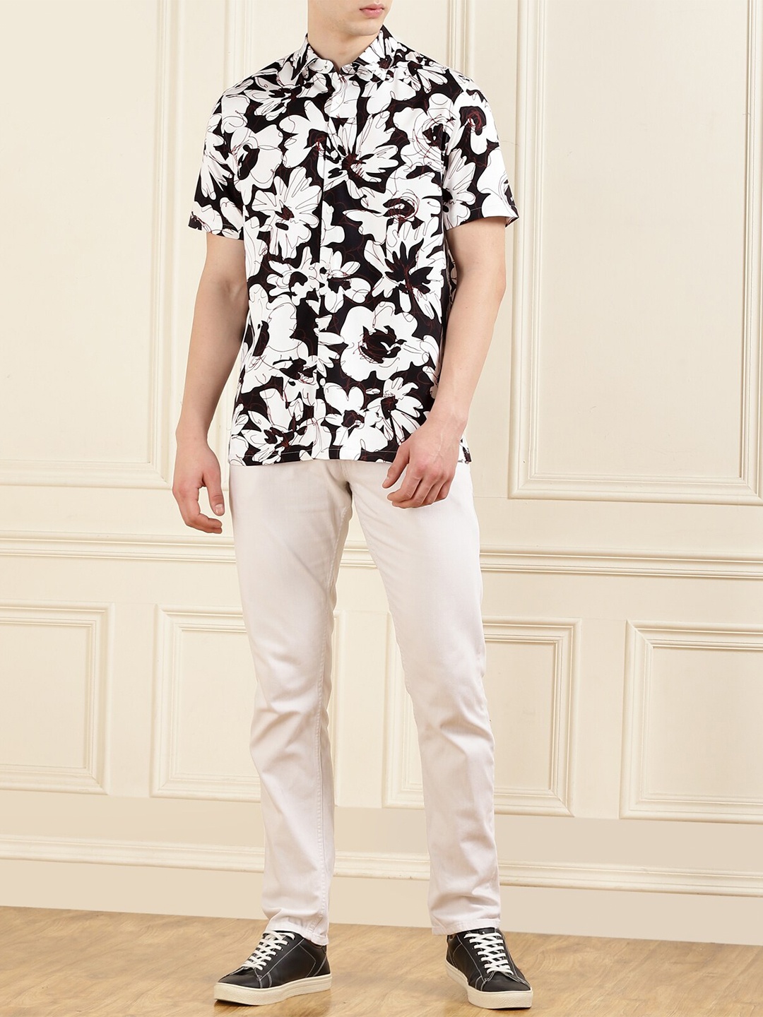 

Ted Baker Floral Printed Spread Collar Casual Shirt, Black