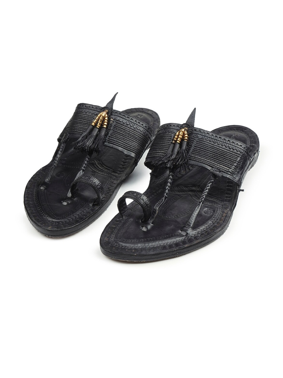 

KORAKARI Men Leather Kolhapuri Flat Sandals, Black