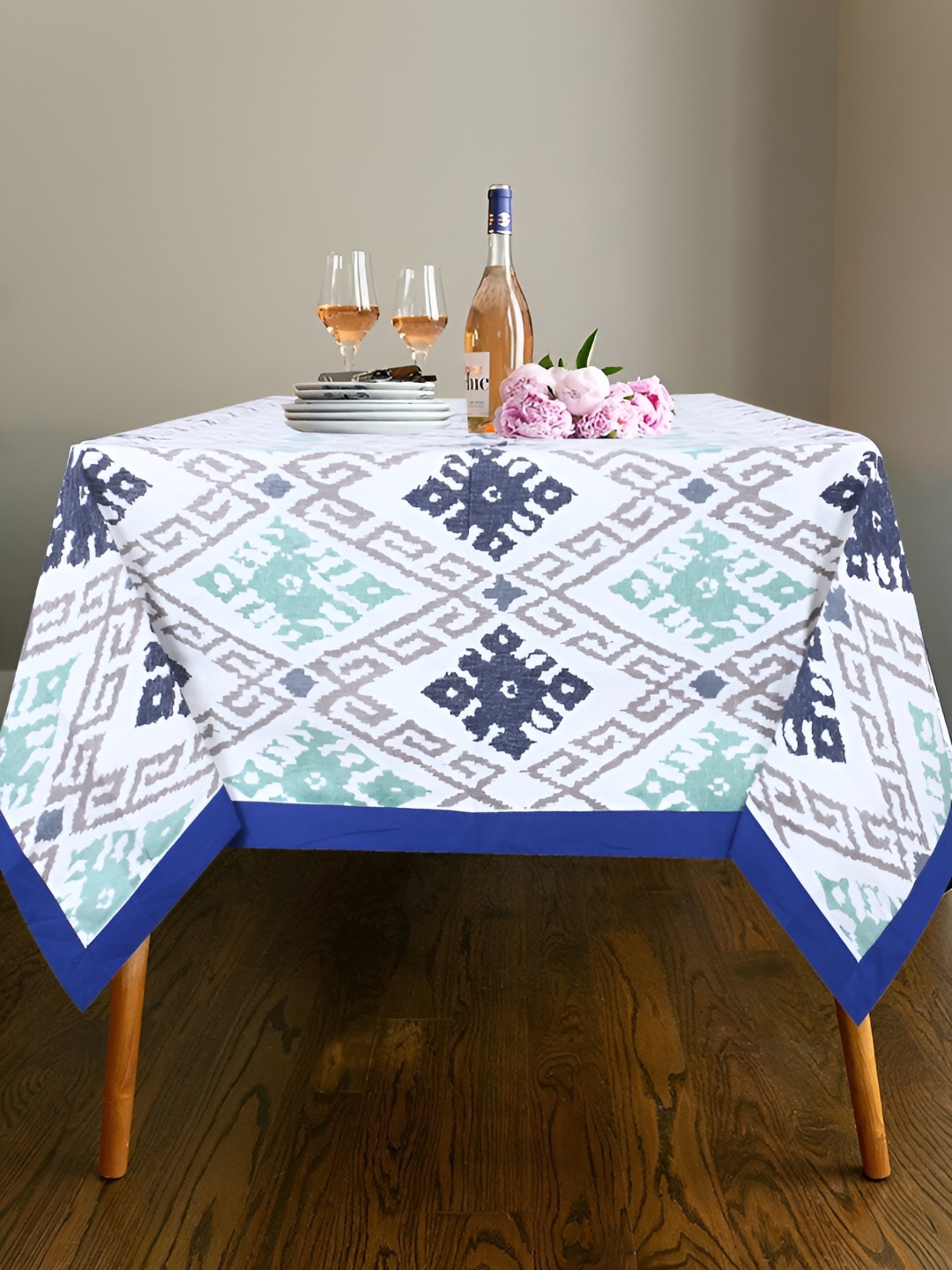

Texstylers Blue Floral Anti-Skid Cotton 6-Seater Table Cover