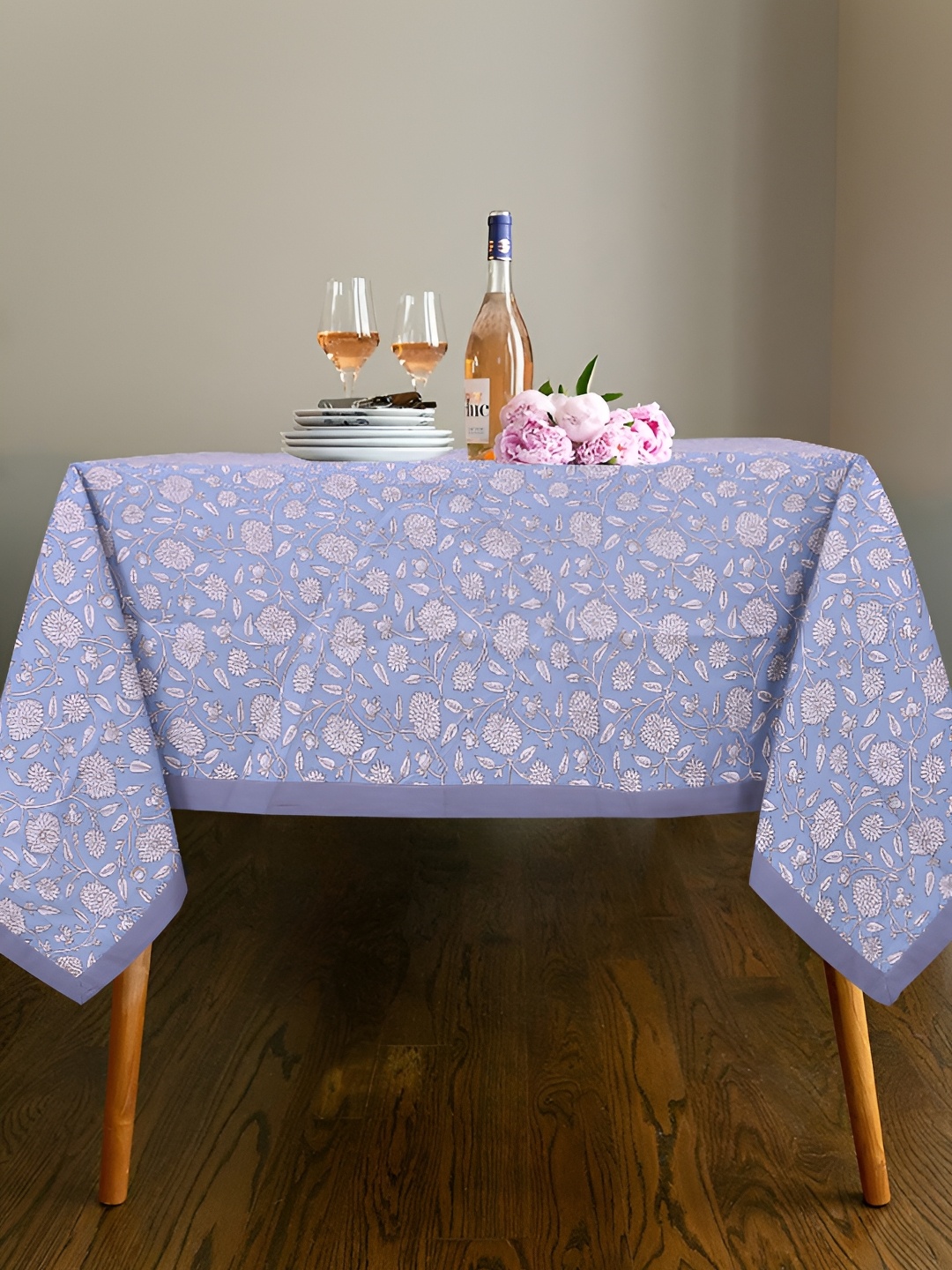 

Texstylers Blue Floral Anti-Skid Cotton 6-Seater Table Cover