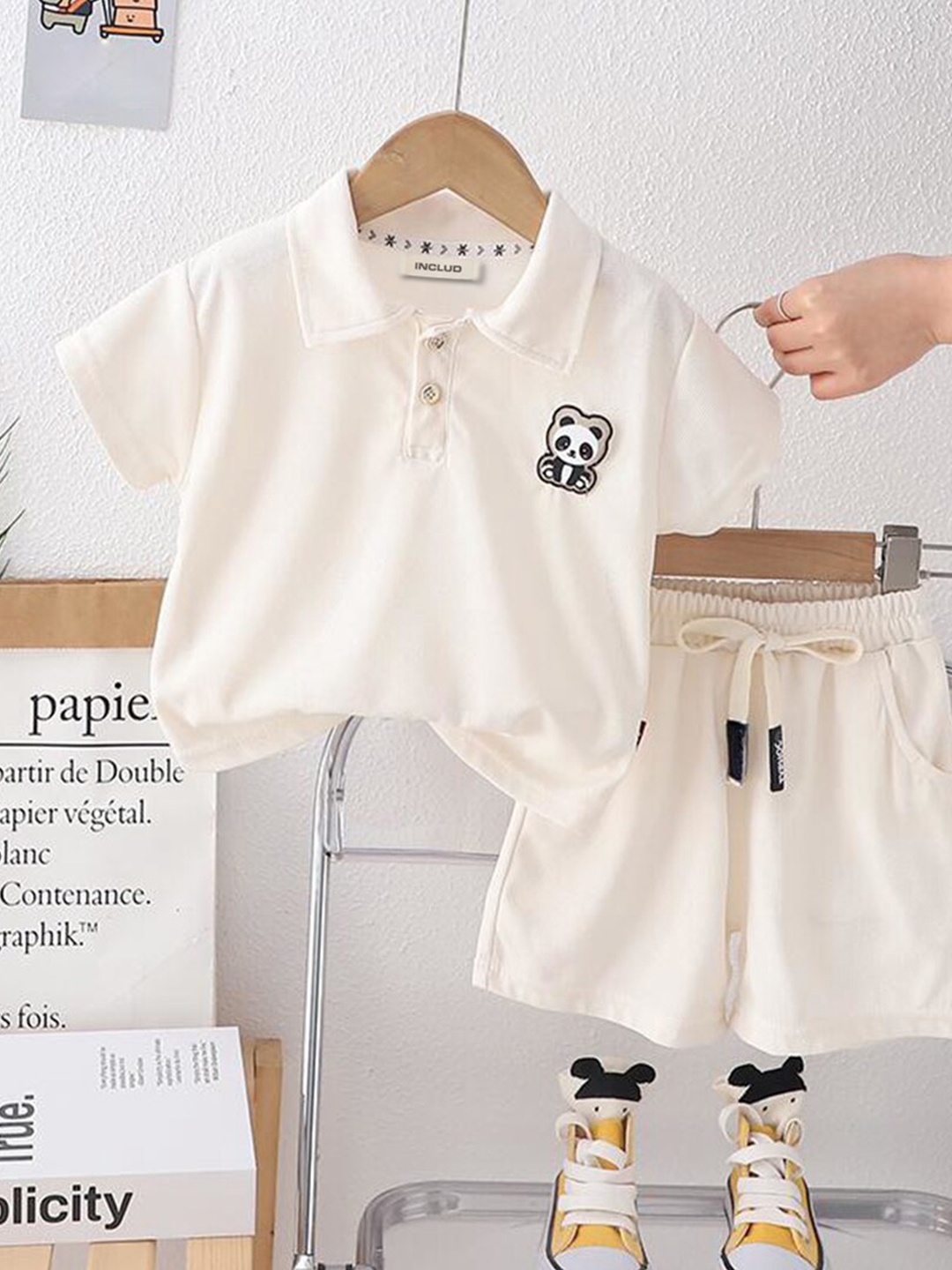 

INCLUD Boys T-shirt with Shorts, Off white