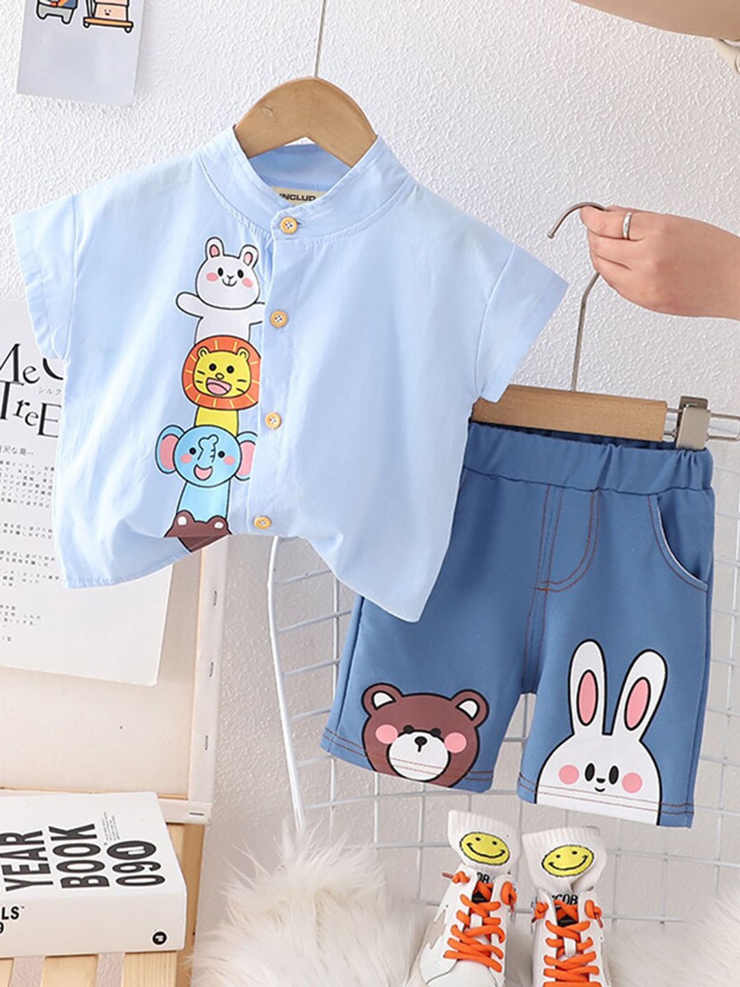 

INCLUD Boys Graphic Printed Shirt with Shorts, Blue