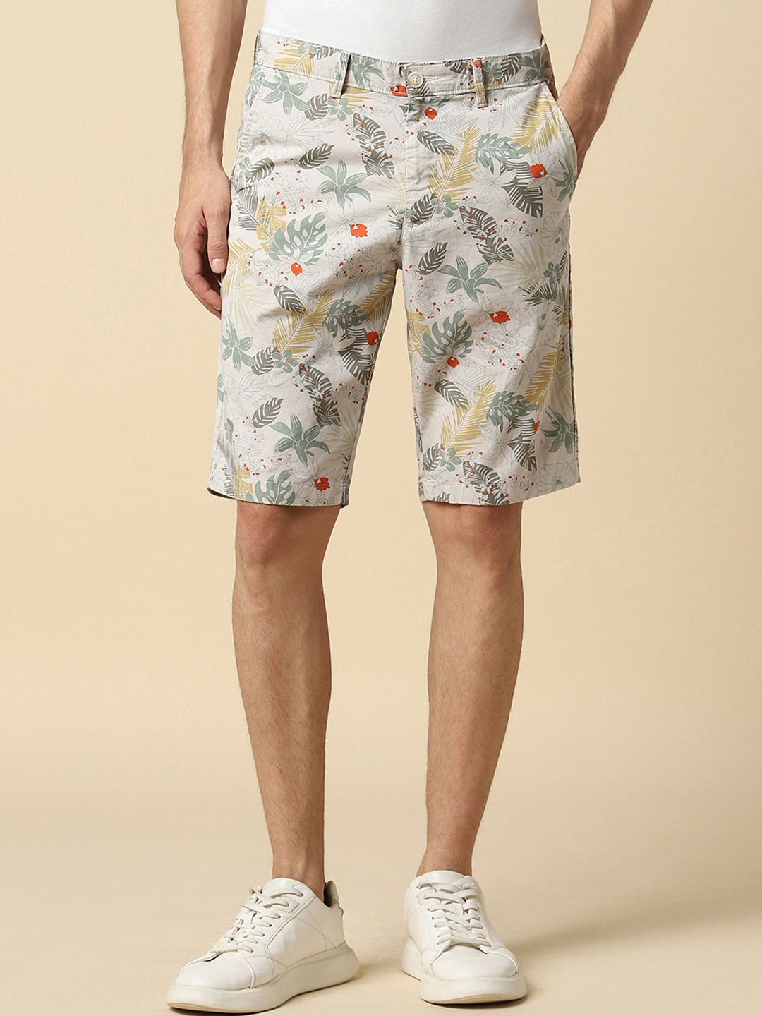 

Allen Solly Men Floral Printed Slim Fit Shorts, Grey