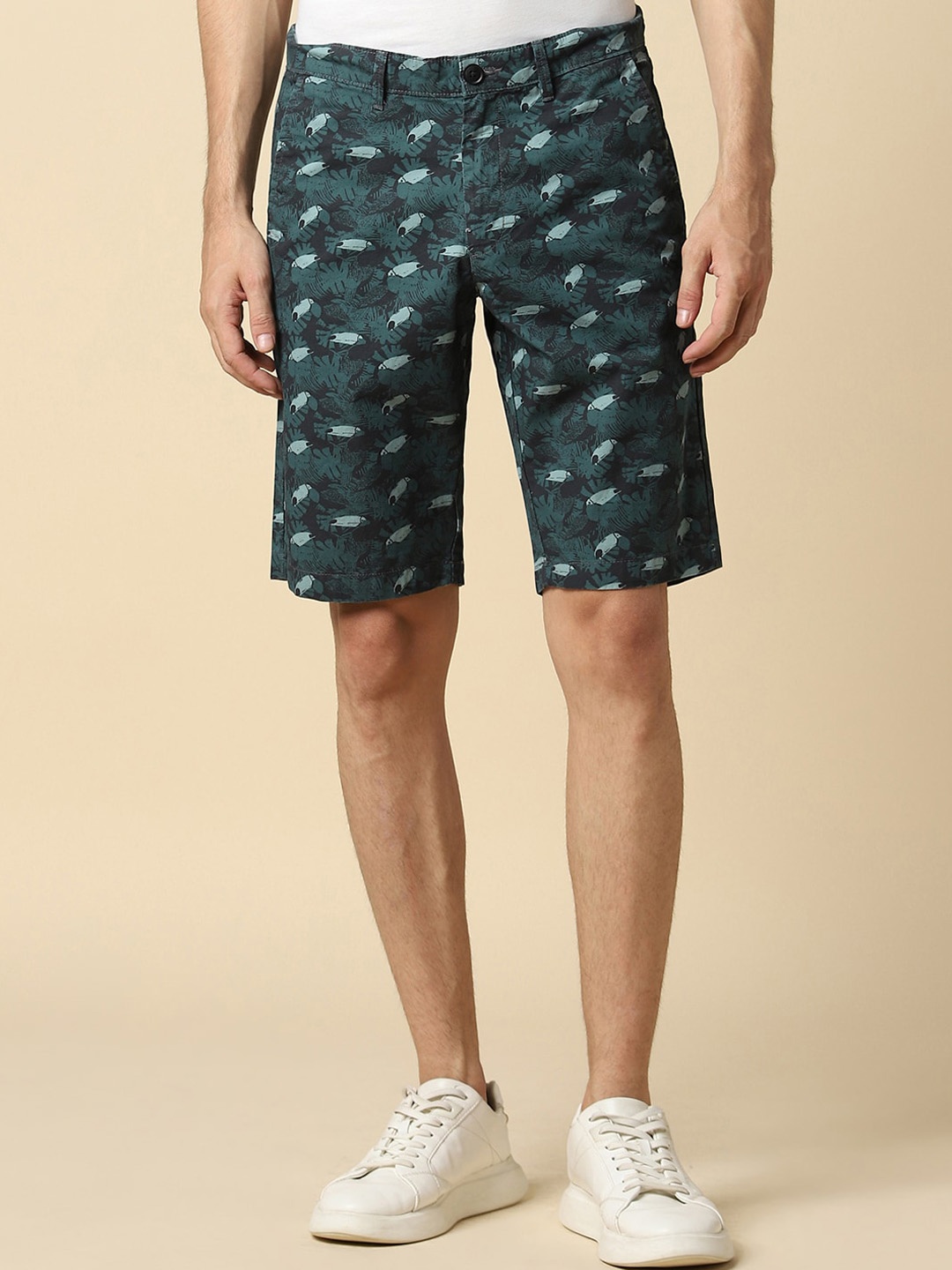 

Allen Solly Men Printed Slim Fit Shorts, Green