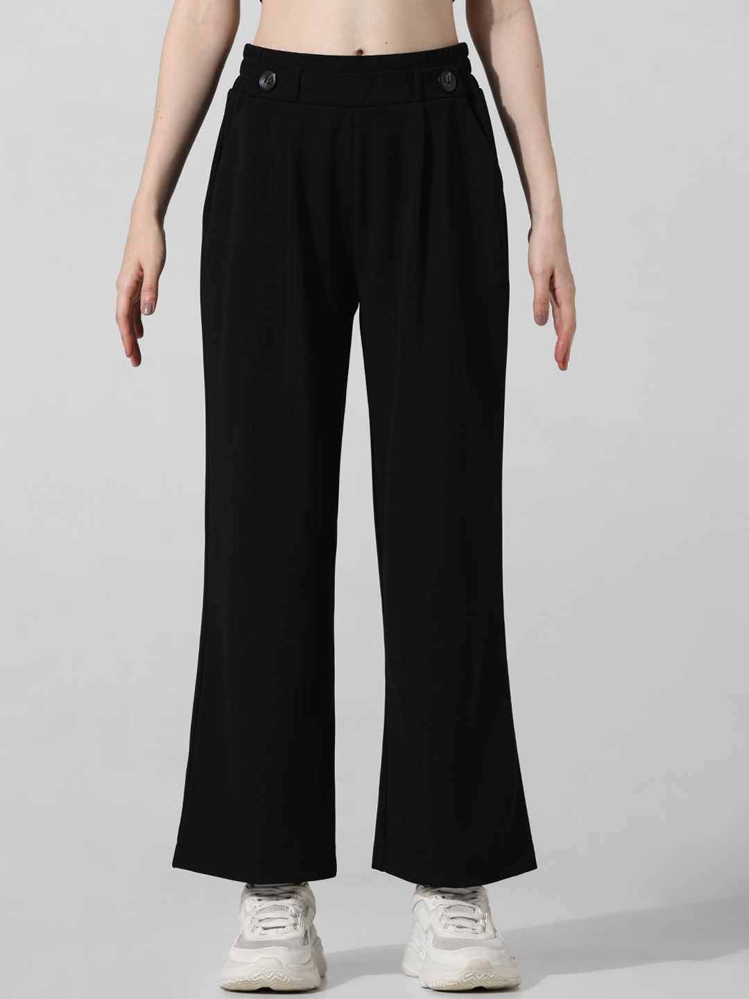 

ONLY Women Loose Fit High-Rise Trousers, Black