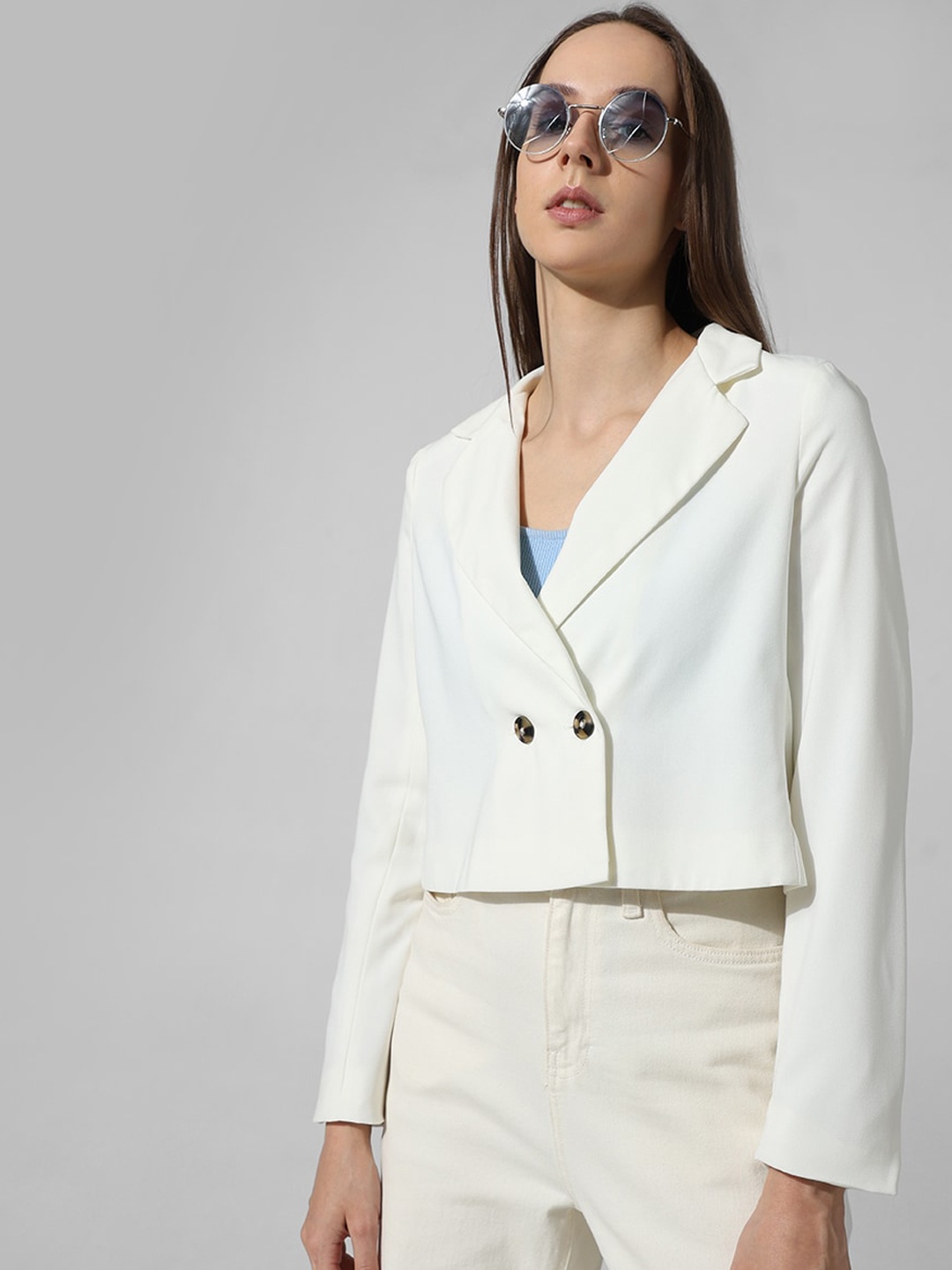

ONLY Notched Lapel Collar Tailored-Fit Double-Breasted Blazer, White