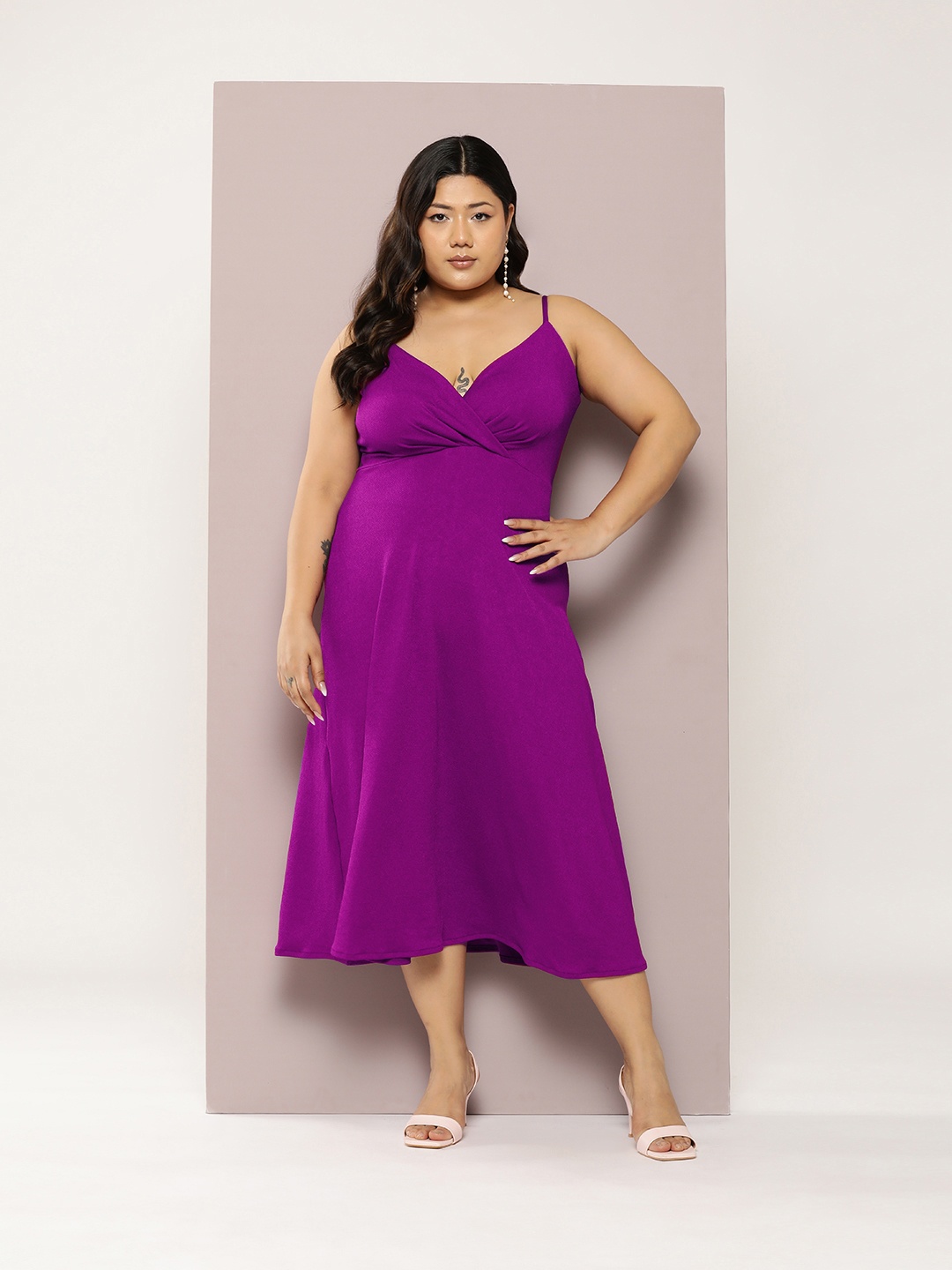 

Qurvii+ Women Plus Size Solid Wrap Midi Dress, Purple