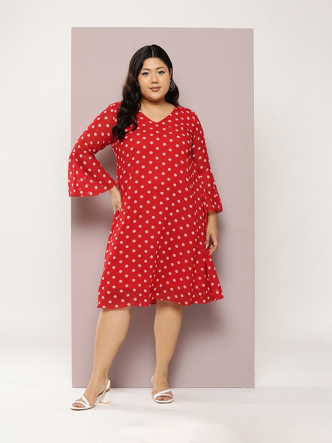 

Qurvii+ Plus Size Polka Dot Print Bell Sleeves Georgette A-Line Dress, Red