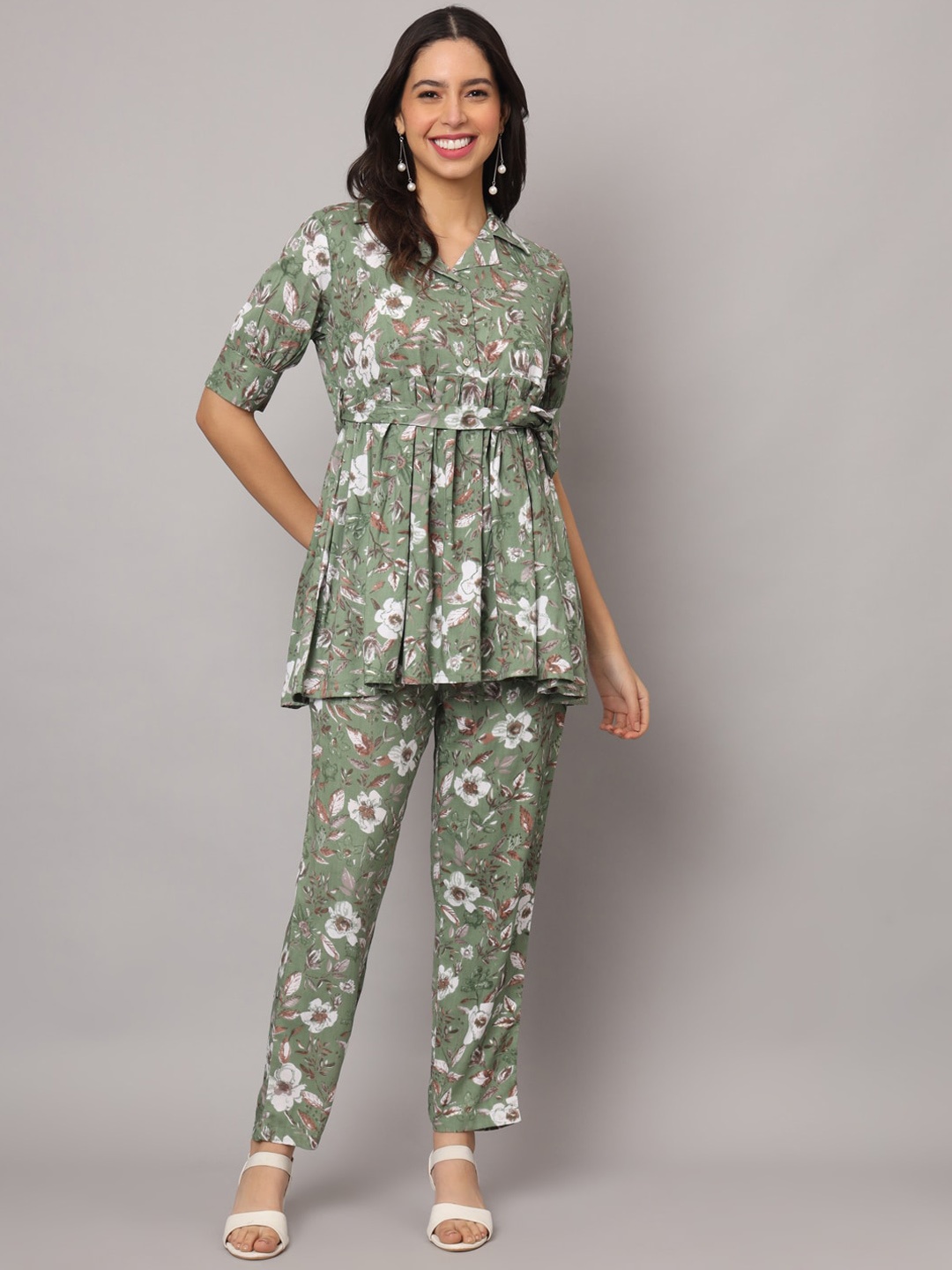 

Fusion Threads Floral Printed Top With Trouser, Green