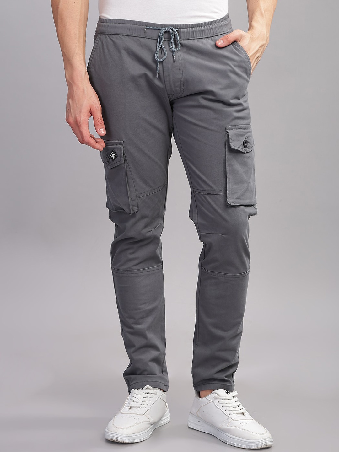 

PAUL STREET Men Regular Fit Mid-Rise Smart Cargo Trousers, Grey