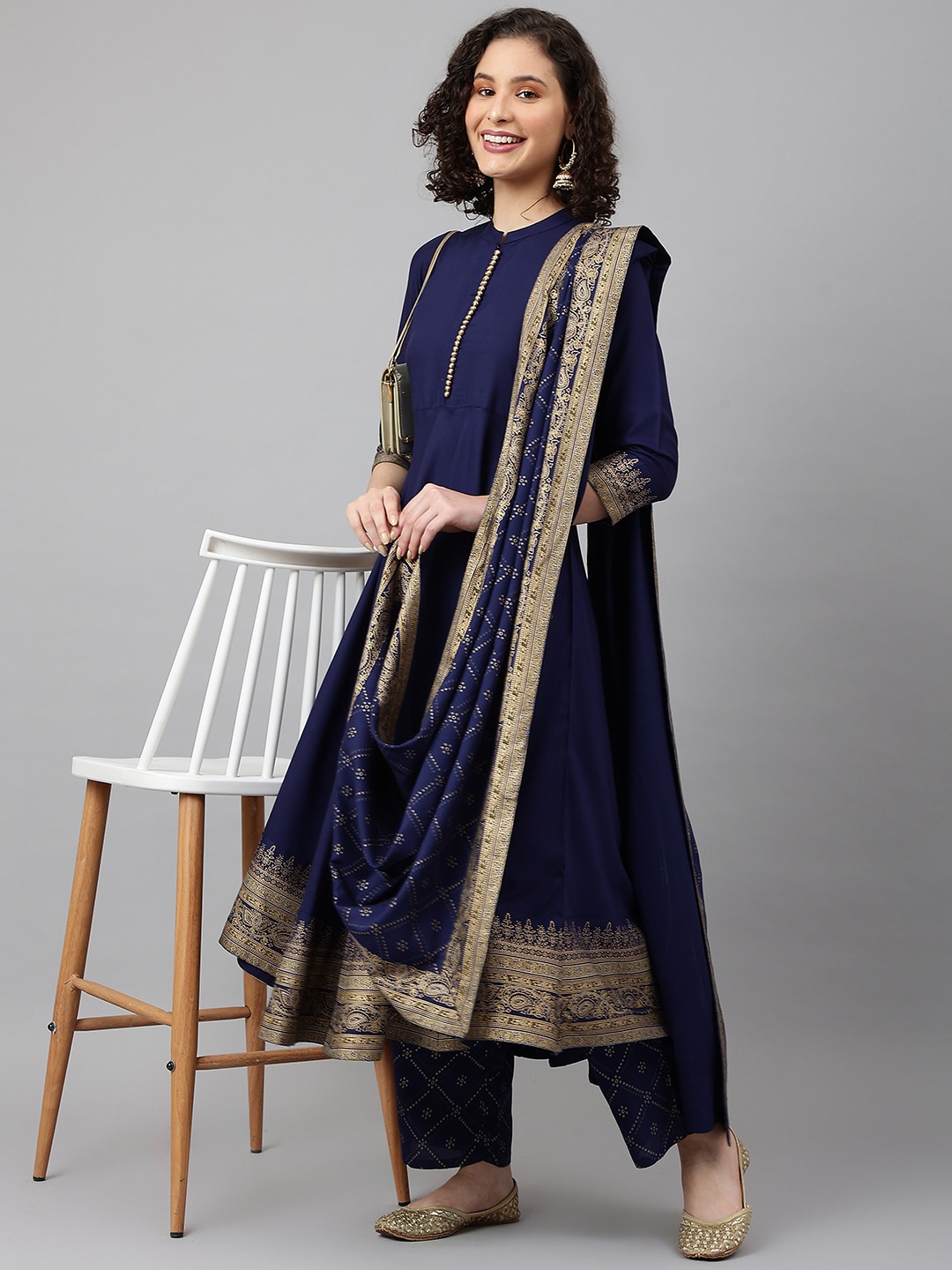 

Khushal K Floral Regular Kurta with Trousers & With Dupatta, Blue