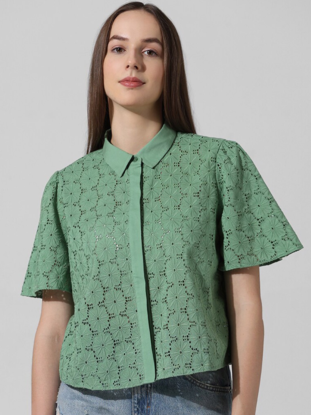 

ONLY Women Floral Opaque Printed Casual Shirt, Green