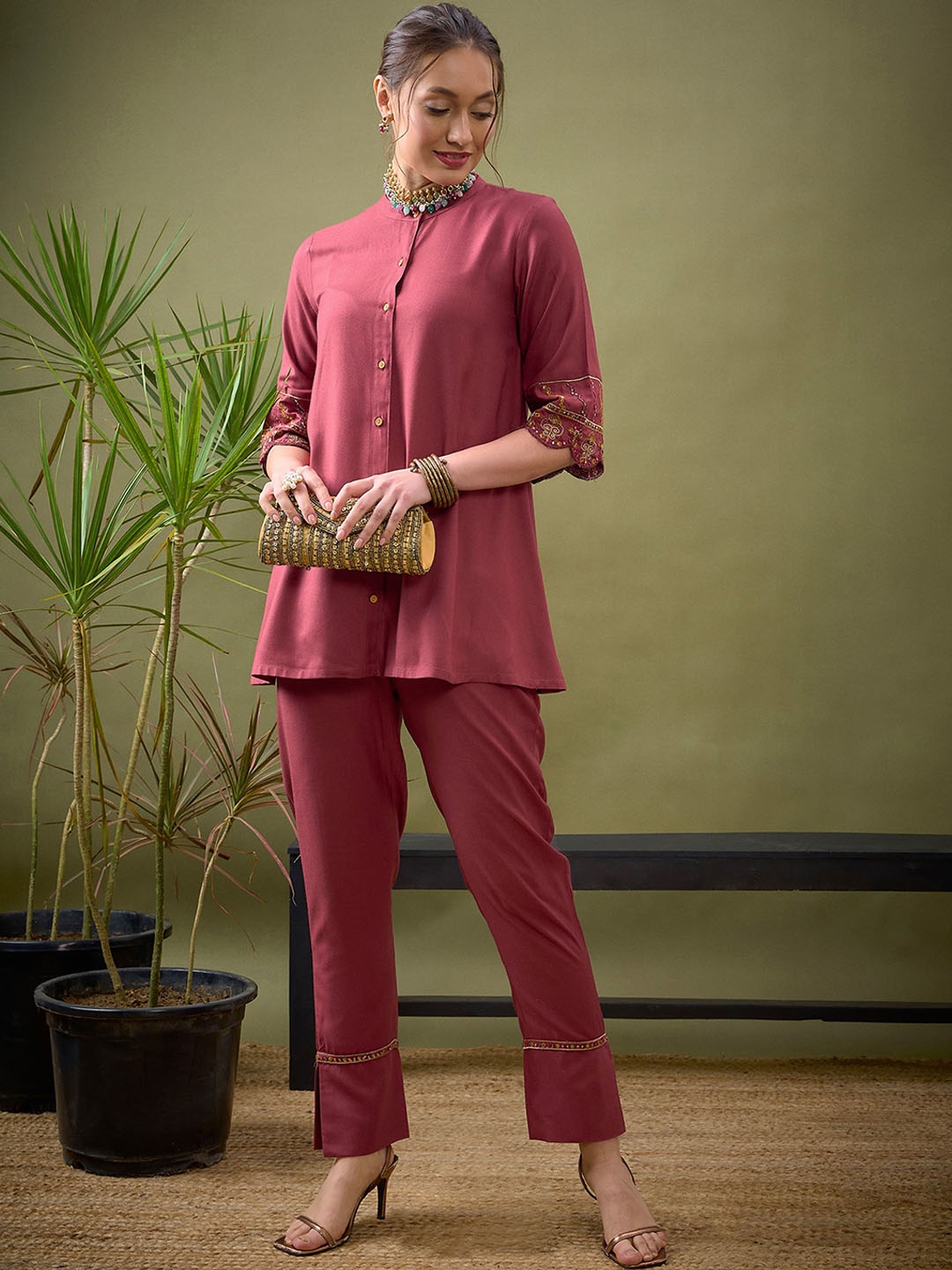 

Shae by SASSAFRAS Pink Mandarin Collar Tunic With Trouser