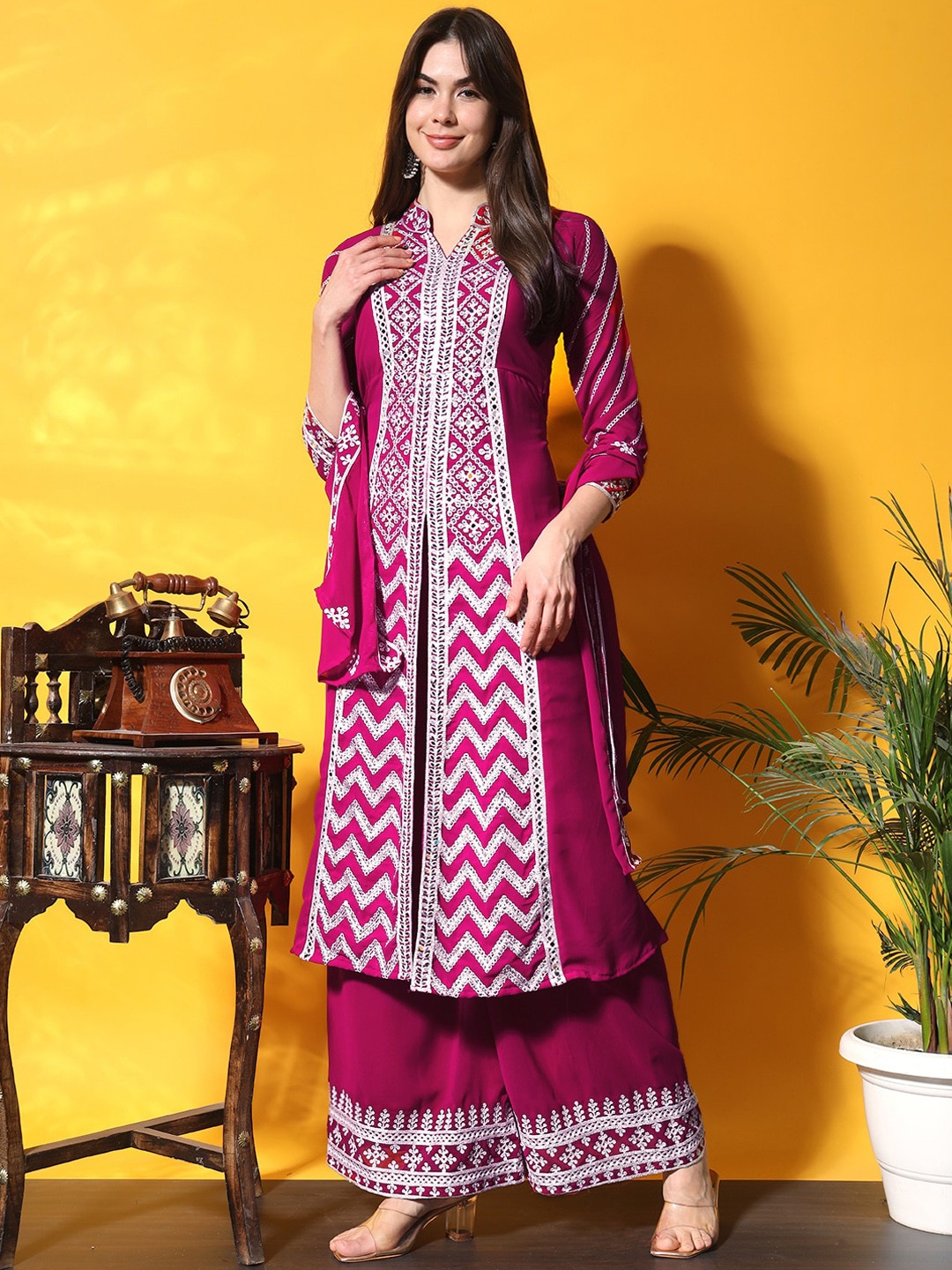 

Chhabra 555 Chevron Embroidered Mandarin Collar Three-Quarter Sleeves Kurta Set, Magenta
