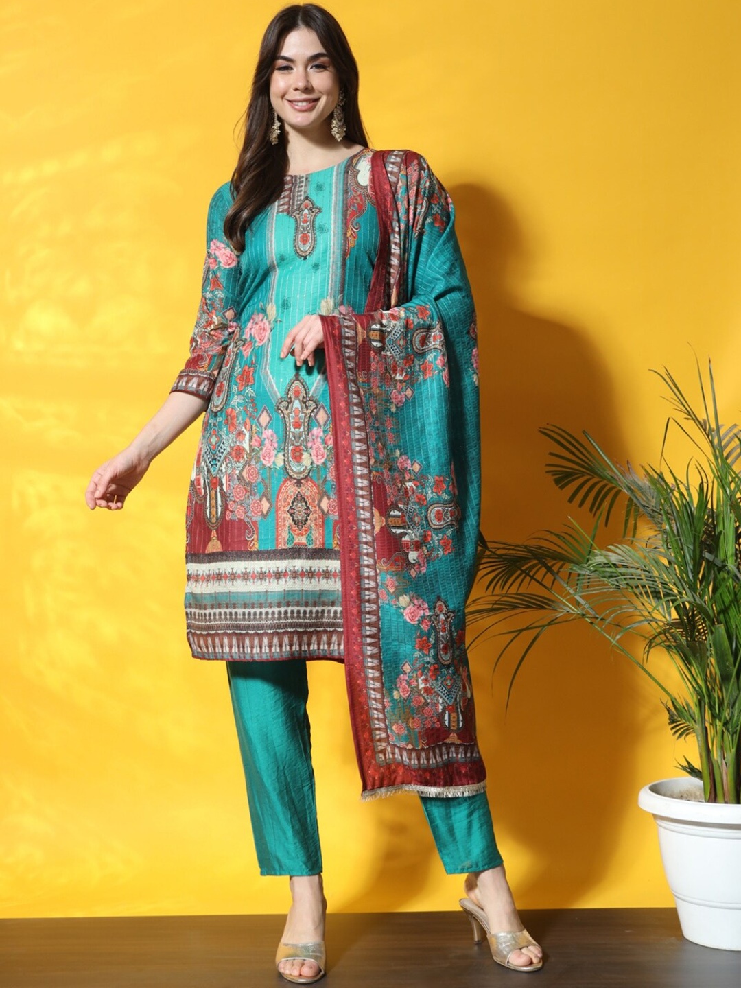 

Chhabra 555 Floral Printed Straight Kurta With Trouser & Dupatta, Teal