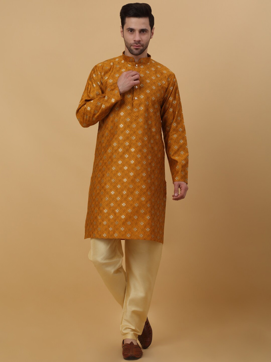 

KRAFT INDIA Floral Regular Kurta with Churidar, Yellow