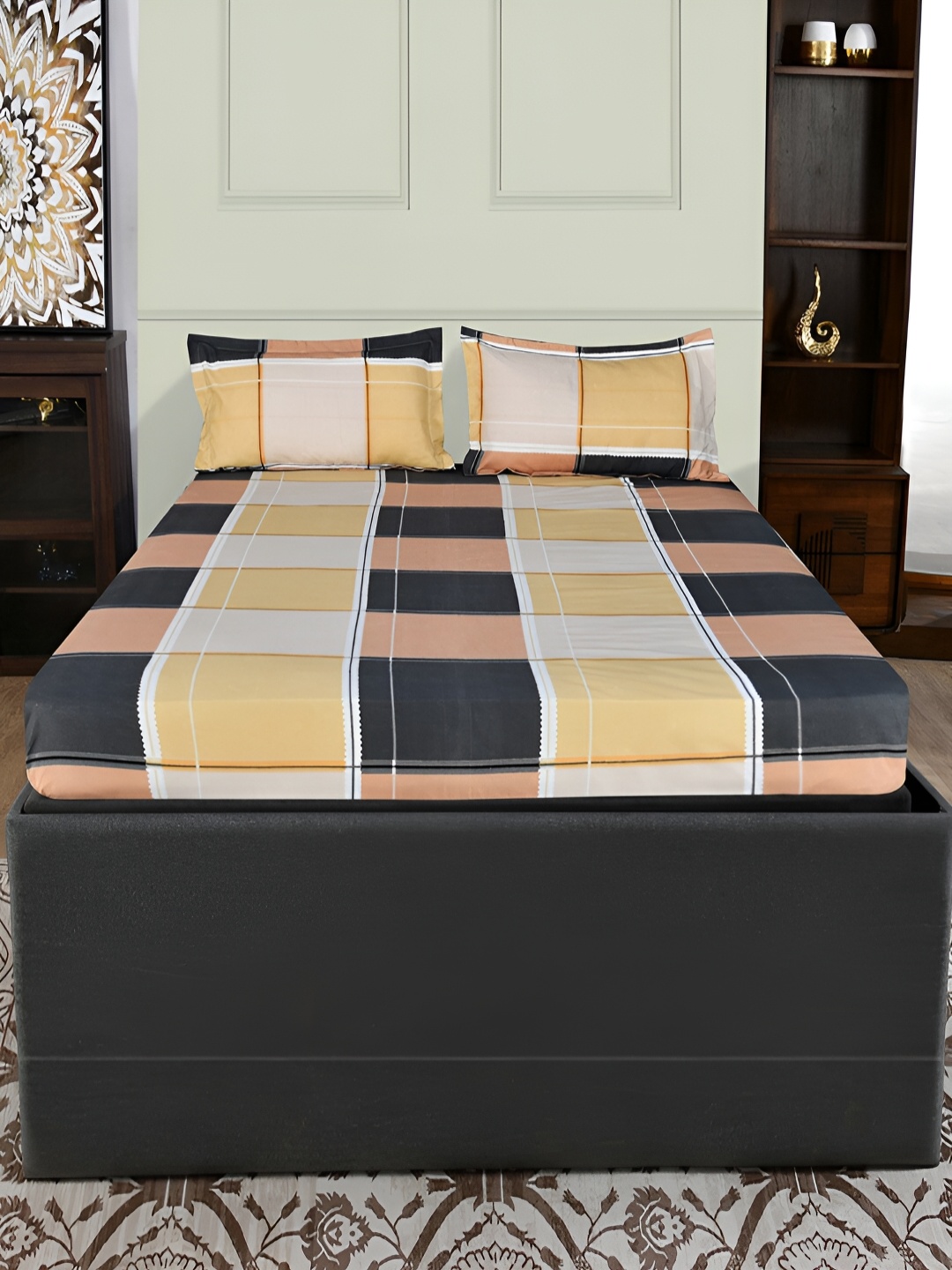

Athome by Nilkamal Brown & Black Geometric Queen Bedsheet With 2 Pillow Covers