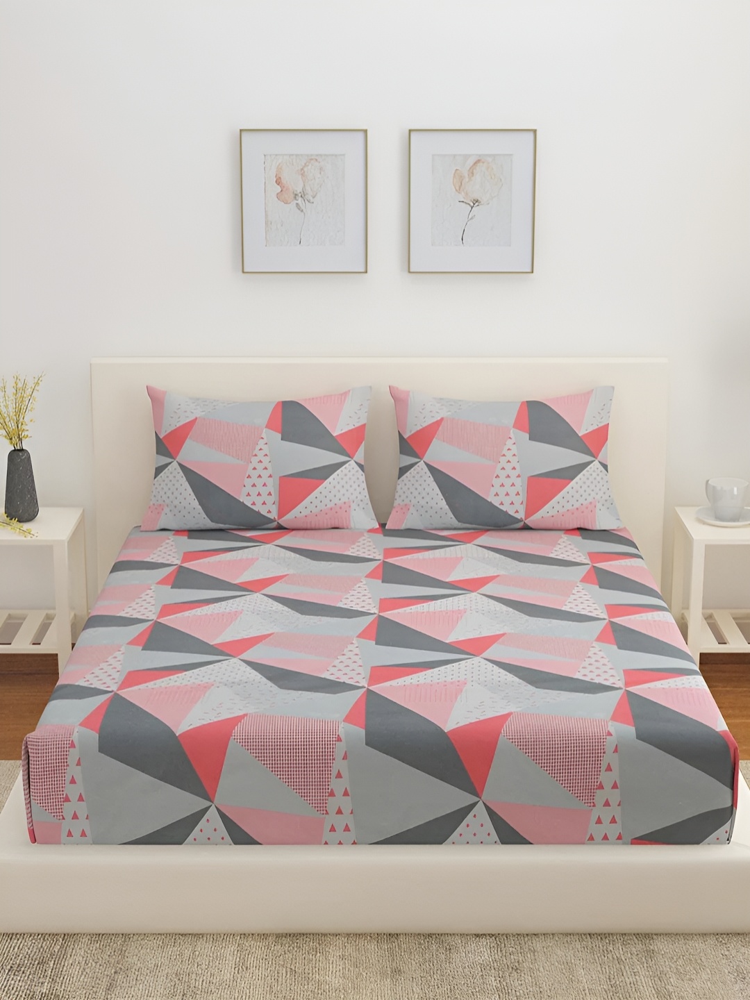 

Athome by Nilkamal Grey & Pink Geometric 160 TC Queen Bedsheet With 2 Pillow Covers