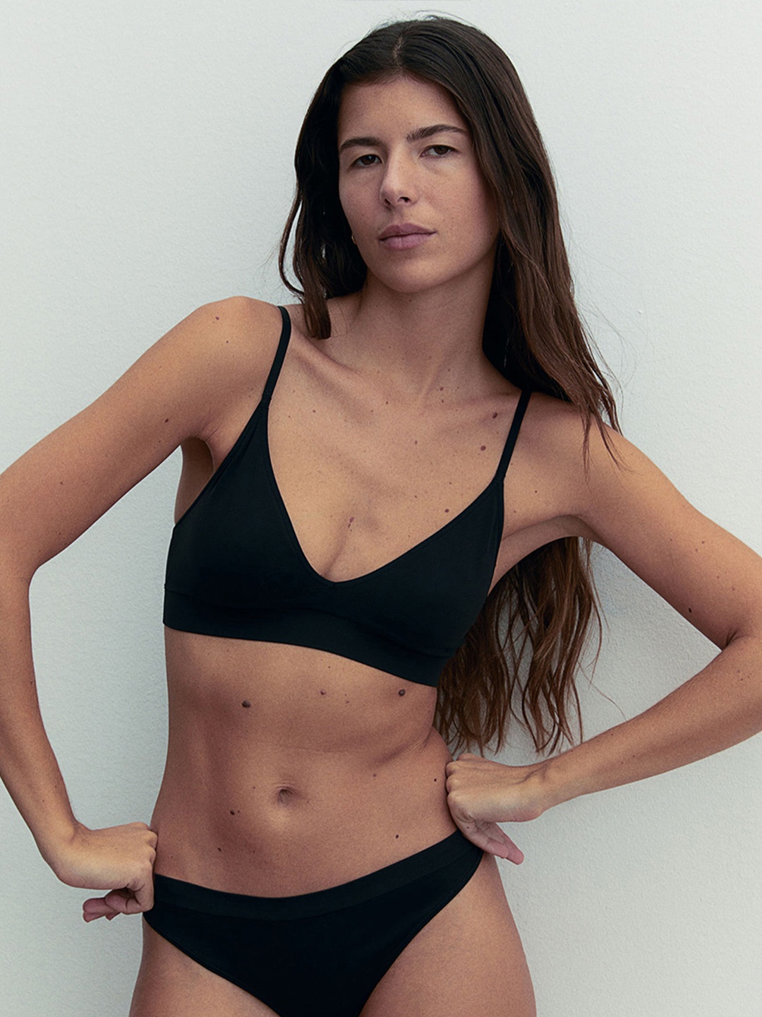 

H&M Seamless Padded Soft Bra, Black
