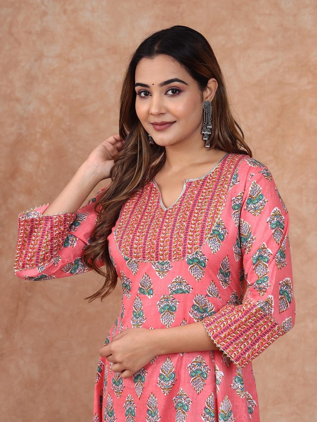 

Sangria Floral Printed Gotta Patti Pure Cotton Anarkali Kurta With Trousers, Pink