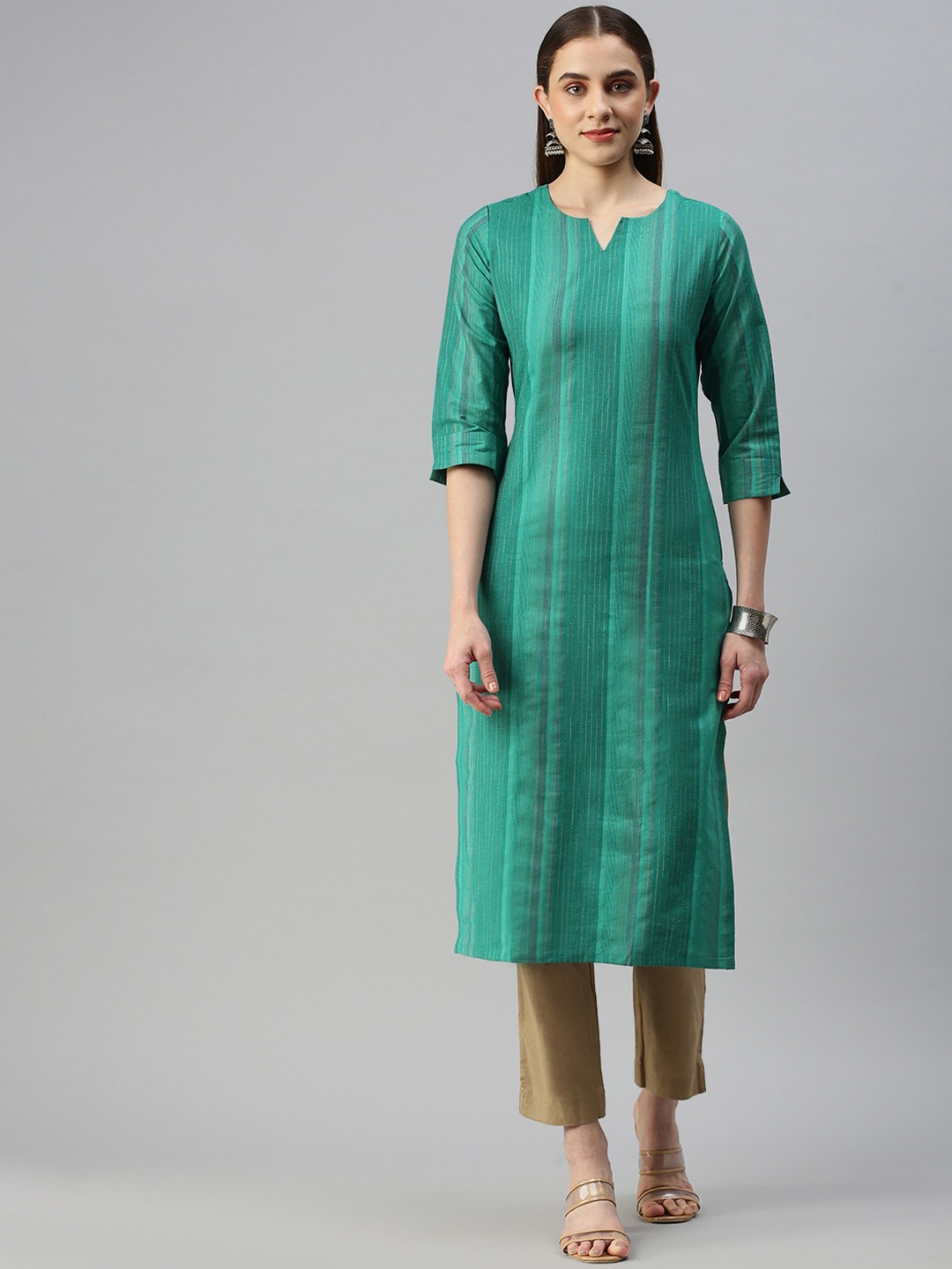 

KALINI Women Keyhole Neck Thread Work Kurta, Green