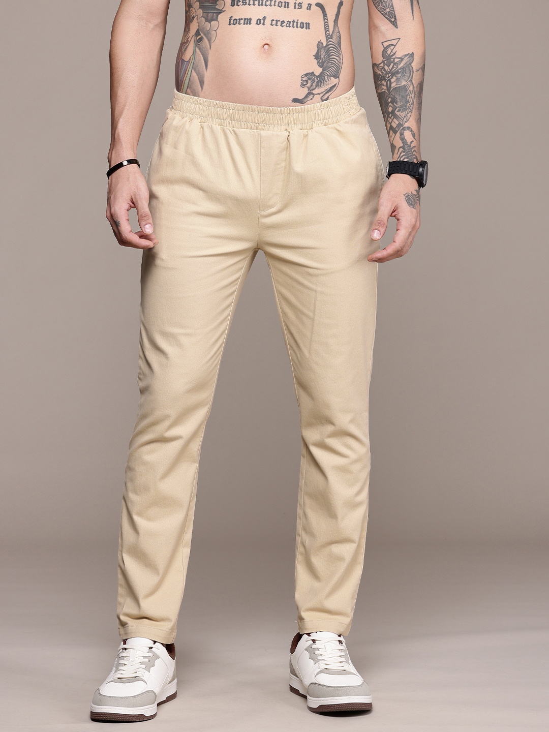 

The Roadster Life Co. Men Casual Trousers, Beige