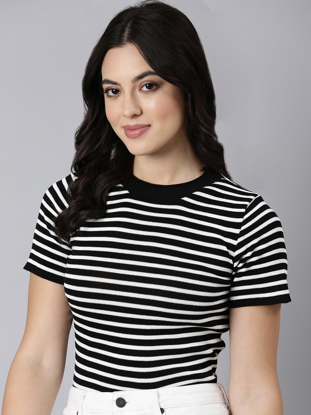 

SHOWOFF Striped Top, Black