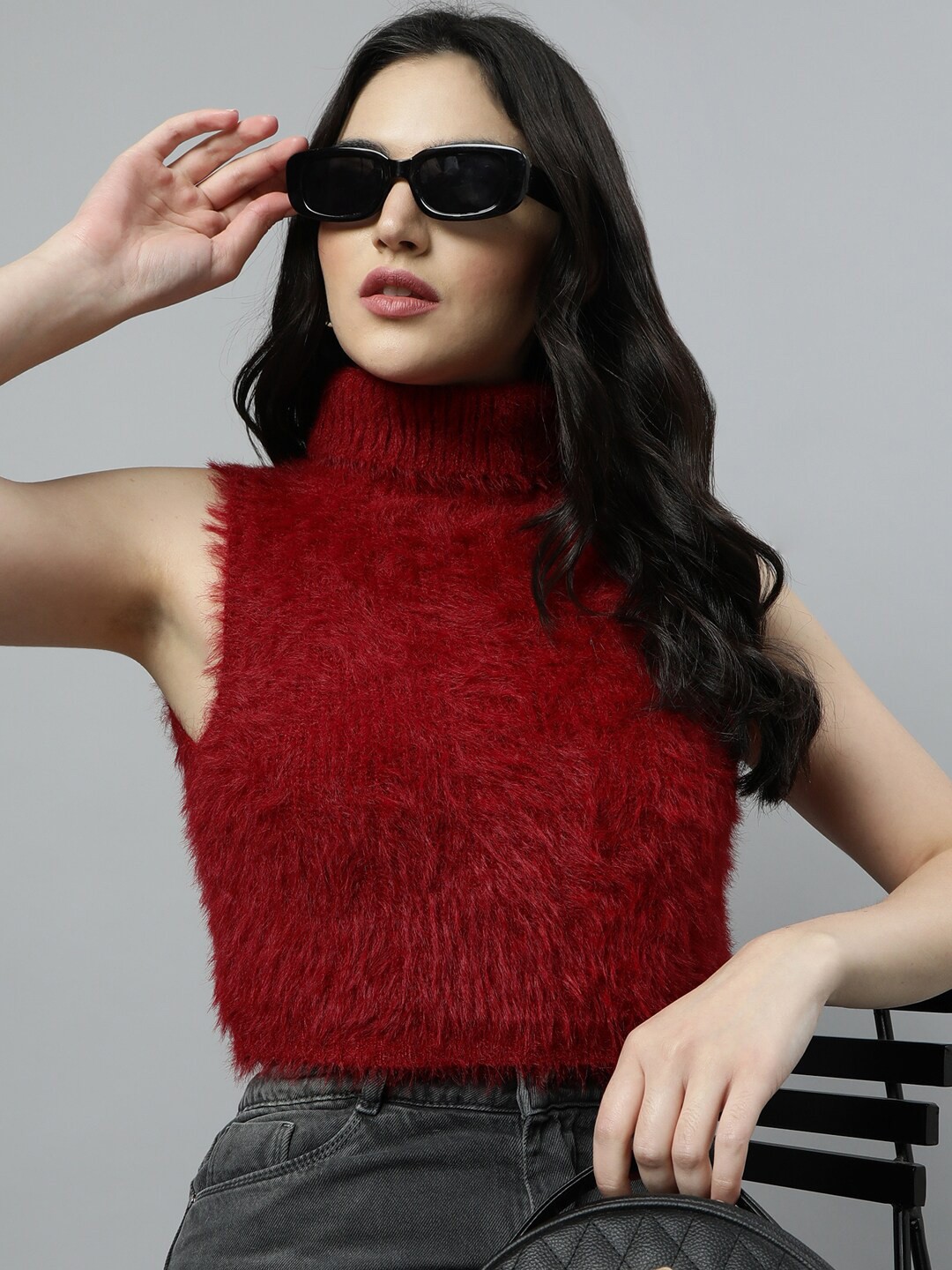 

SHOWOFF Turtle Neck Faux Fur Trim Acrylic Crop Top, Maroon