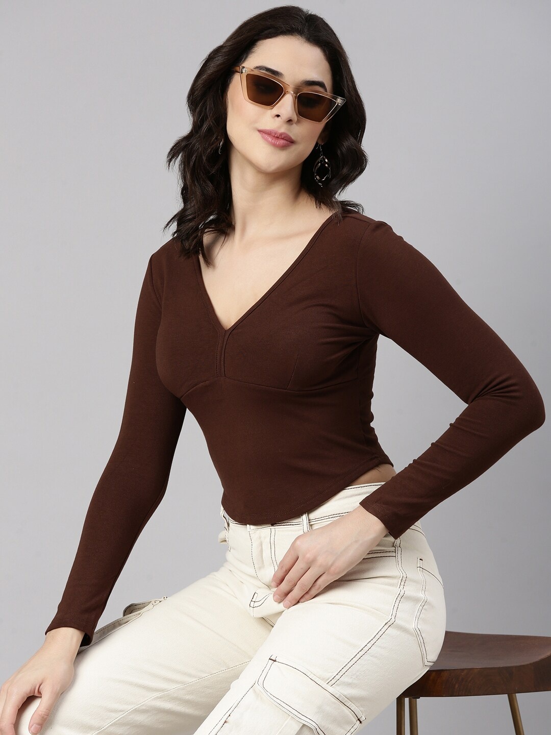 

SHOWOFF V-Neck Acrylic Knitted Fitted Top, Brown