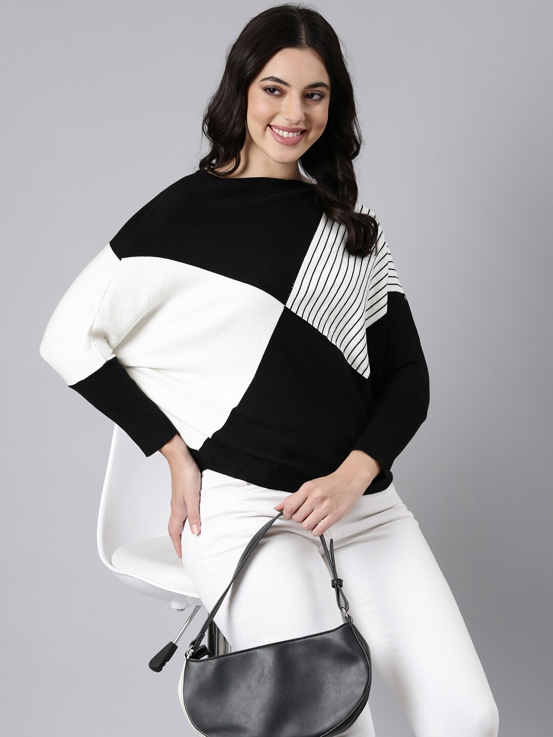 

SHOWOFF Colourblocked Monochrome Top, Black